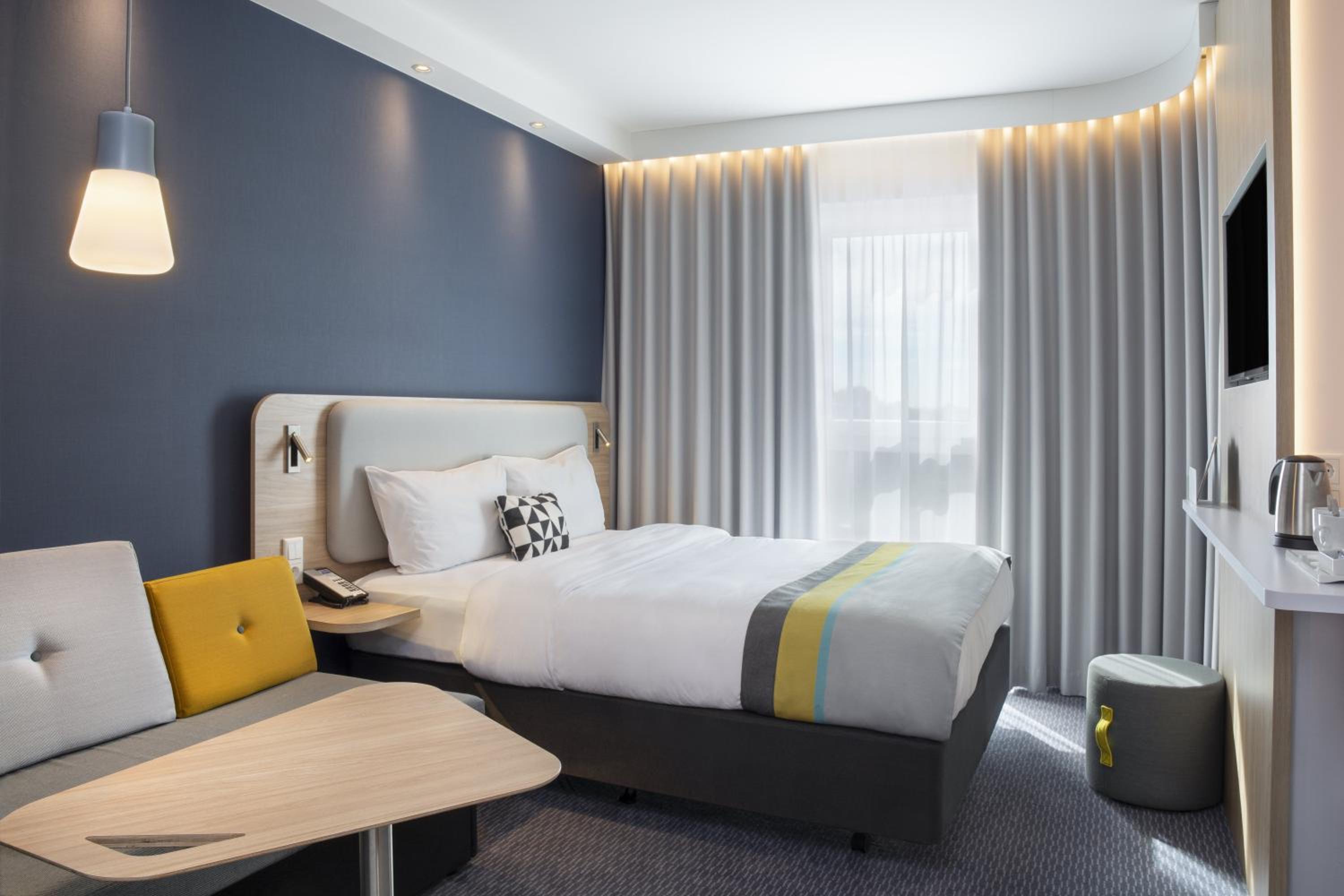 Standard Double Room with Sofa Bed photo 2