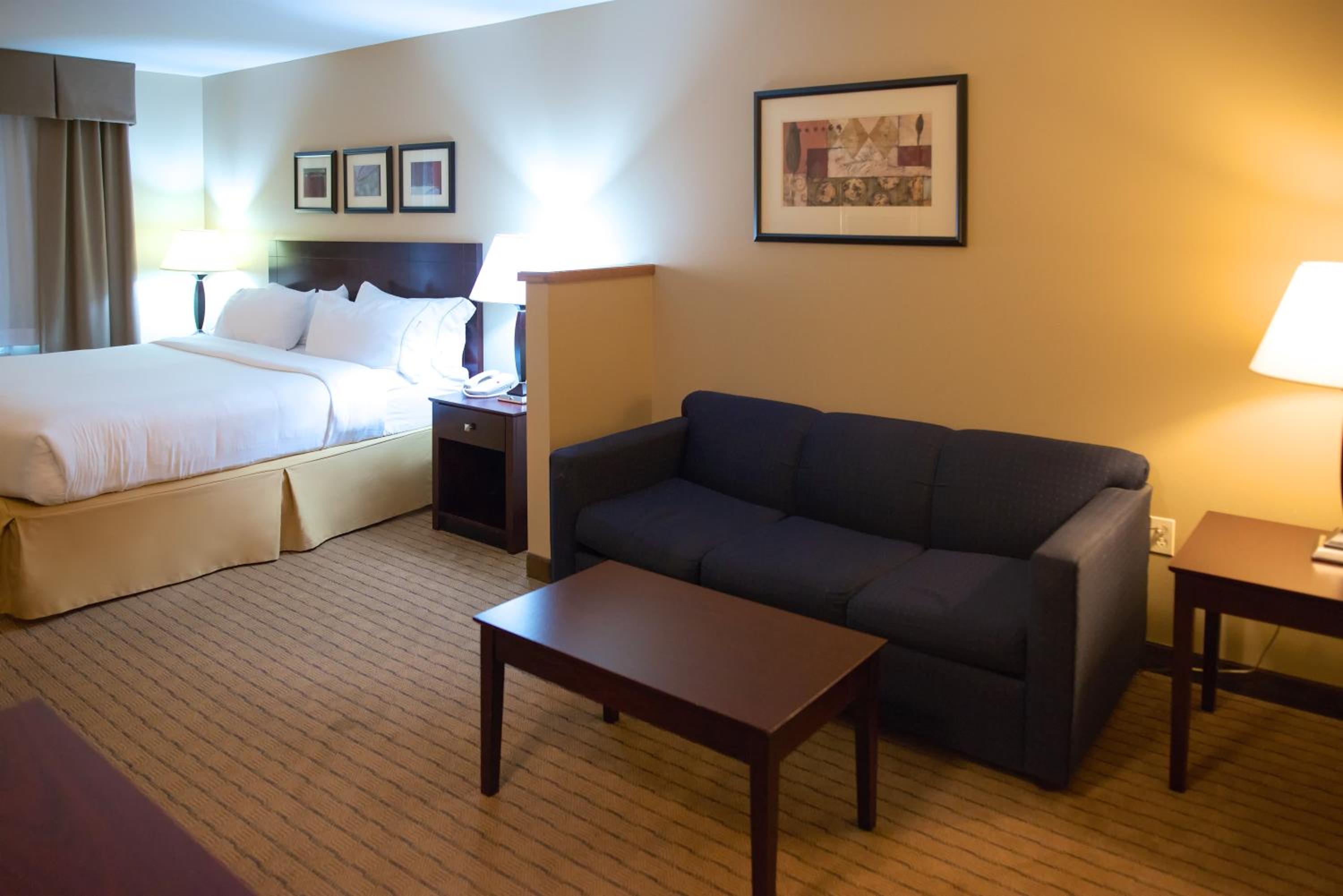 King Suite - Photo 7