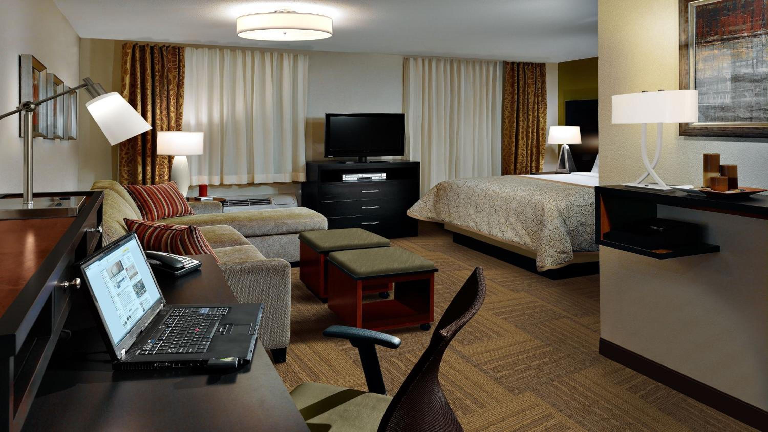 King Studio Suite - Photo 1