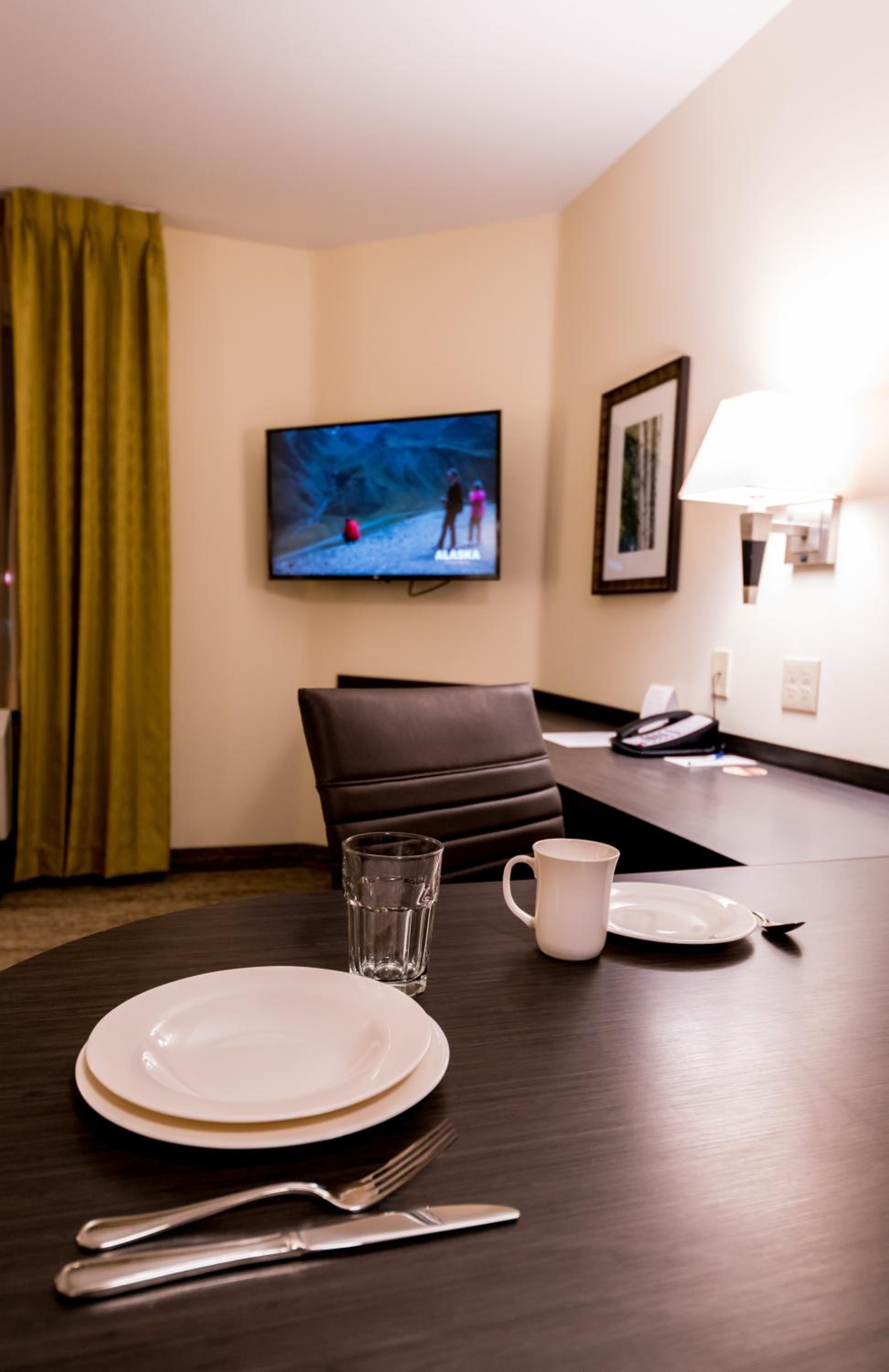 Queen Studio Suite with Two Queen Beds - Non-Smoking