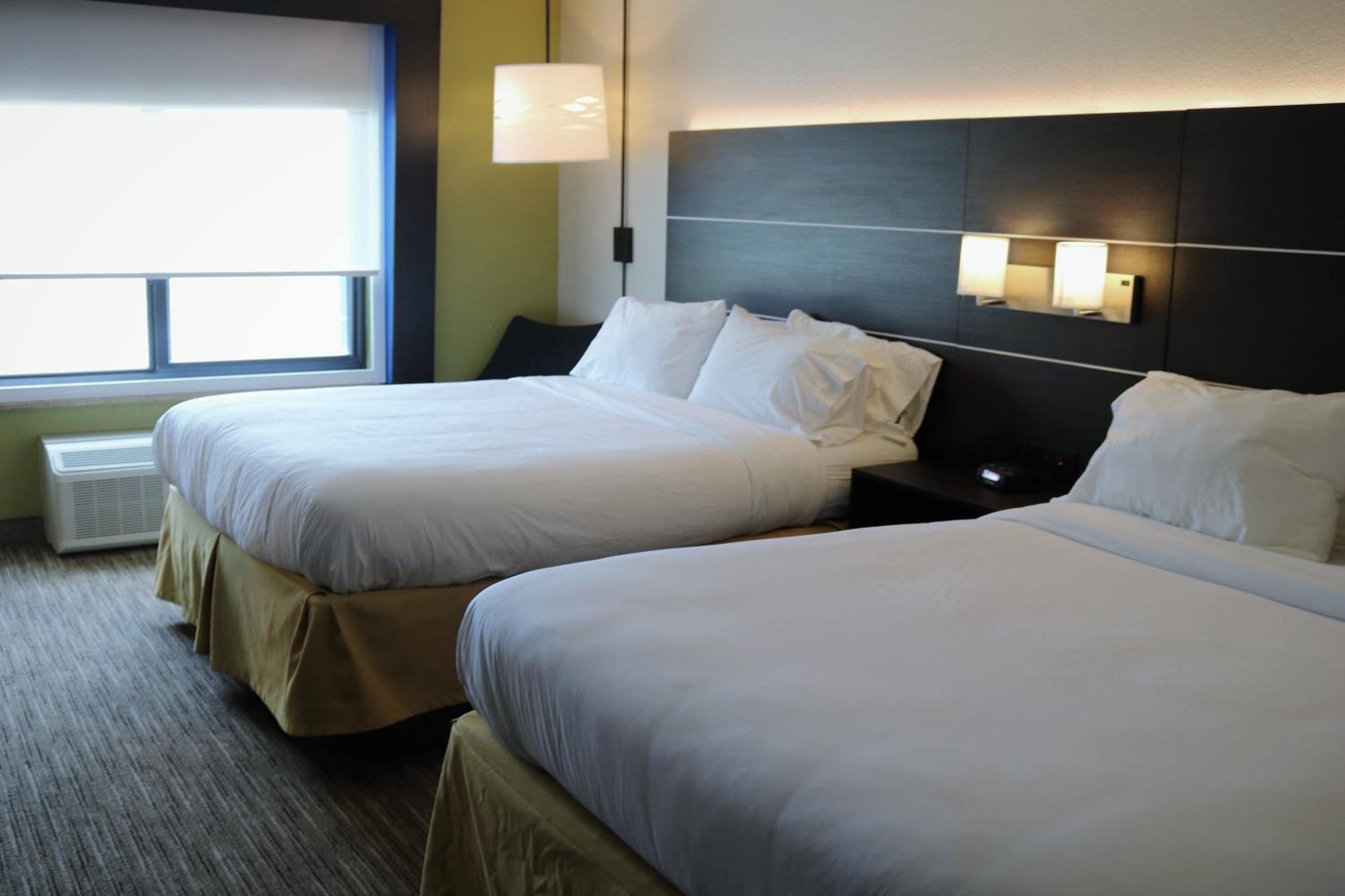 Standard Queen Room with Two Queen Beds - Photo 1
