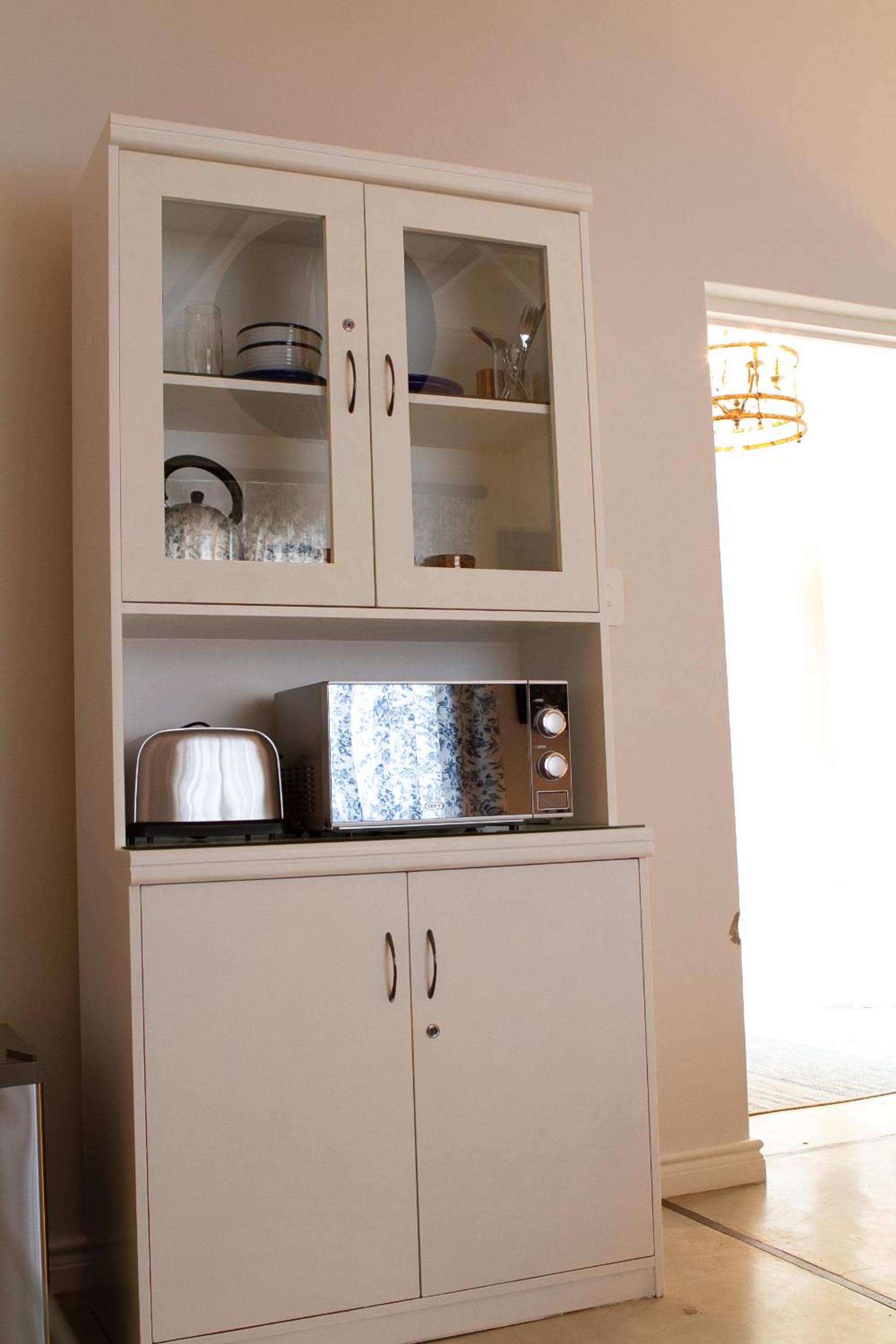 Deluxe King Suite - Photo 6