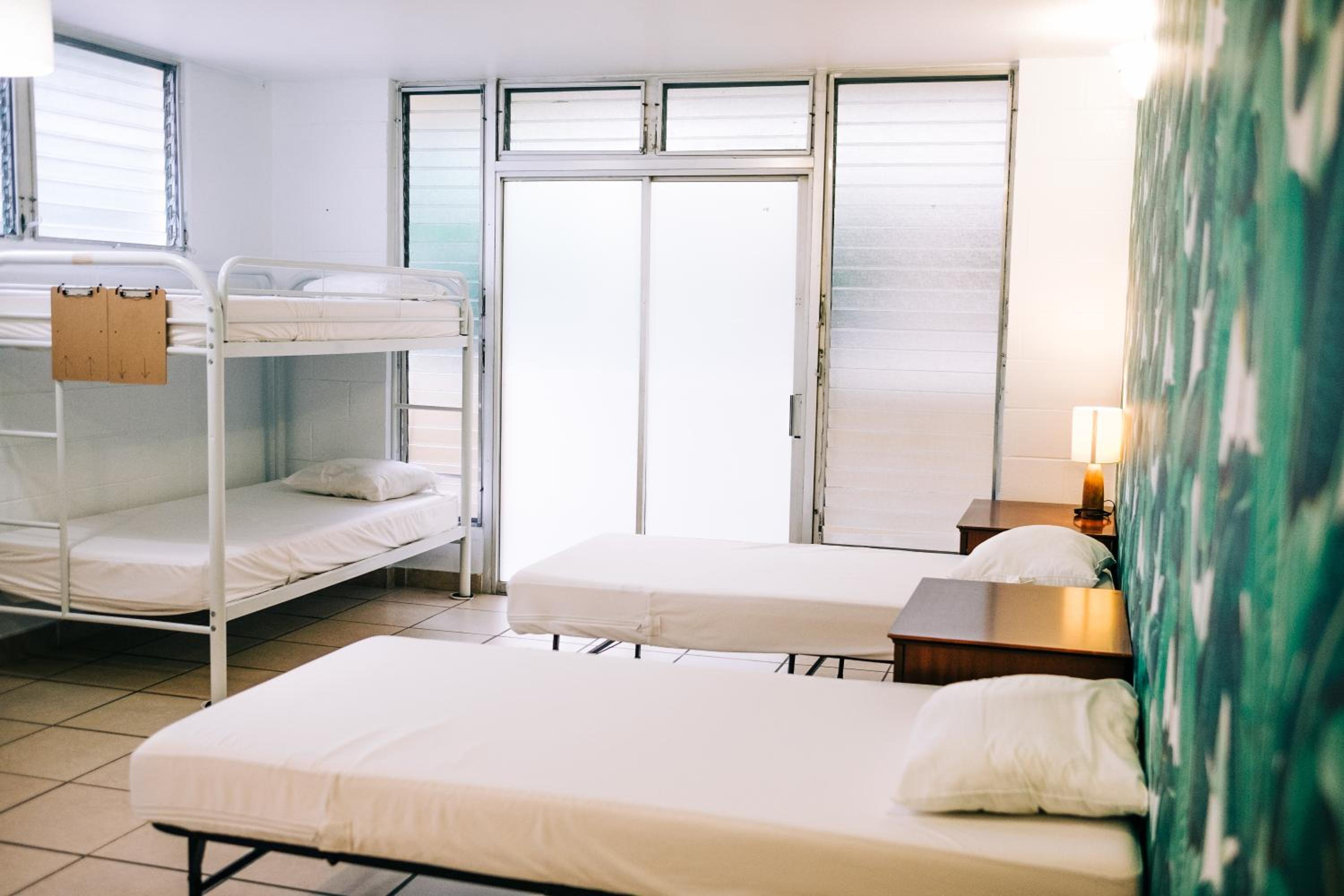 Bed in 4-Bed Female Dormitory Room with Kitchen