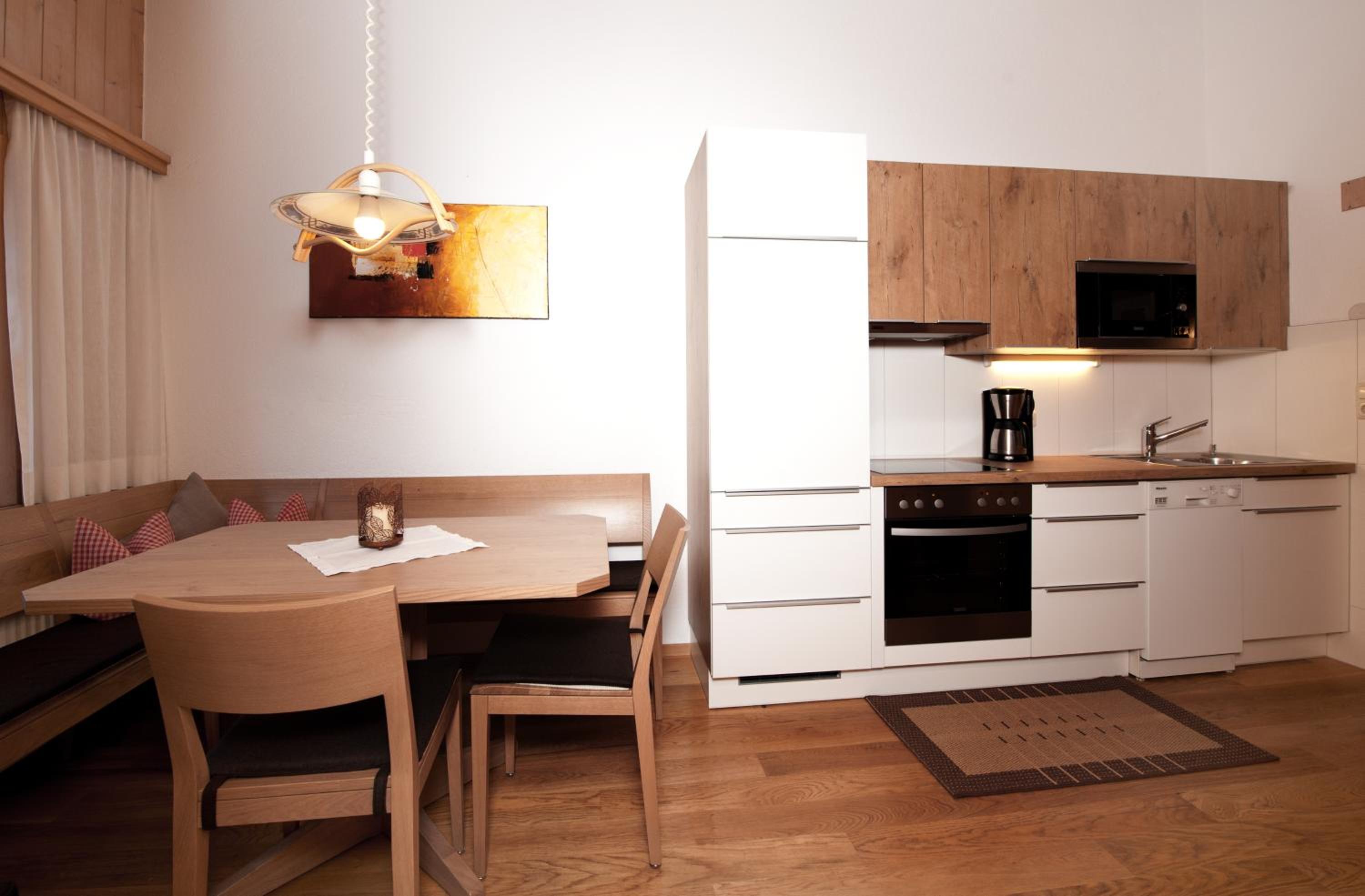 Two-Bedroom Apartment (5 Adults) photo 2