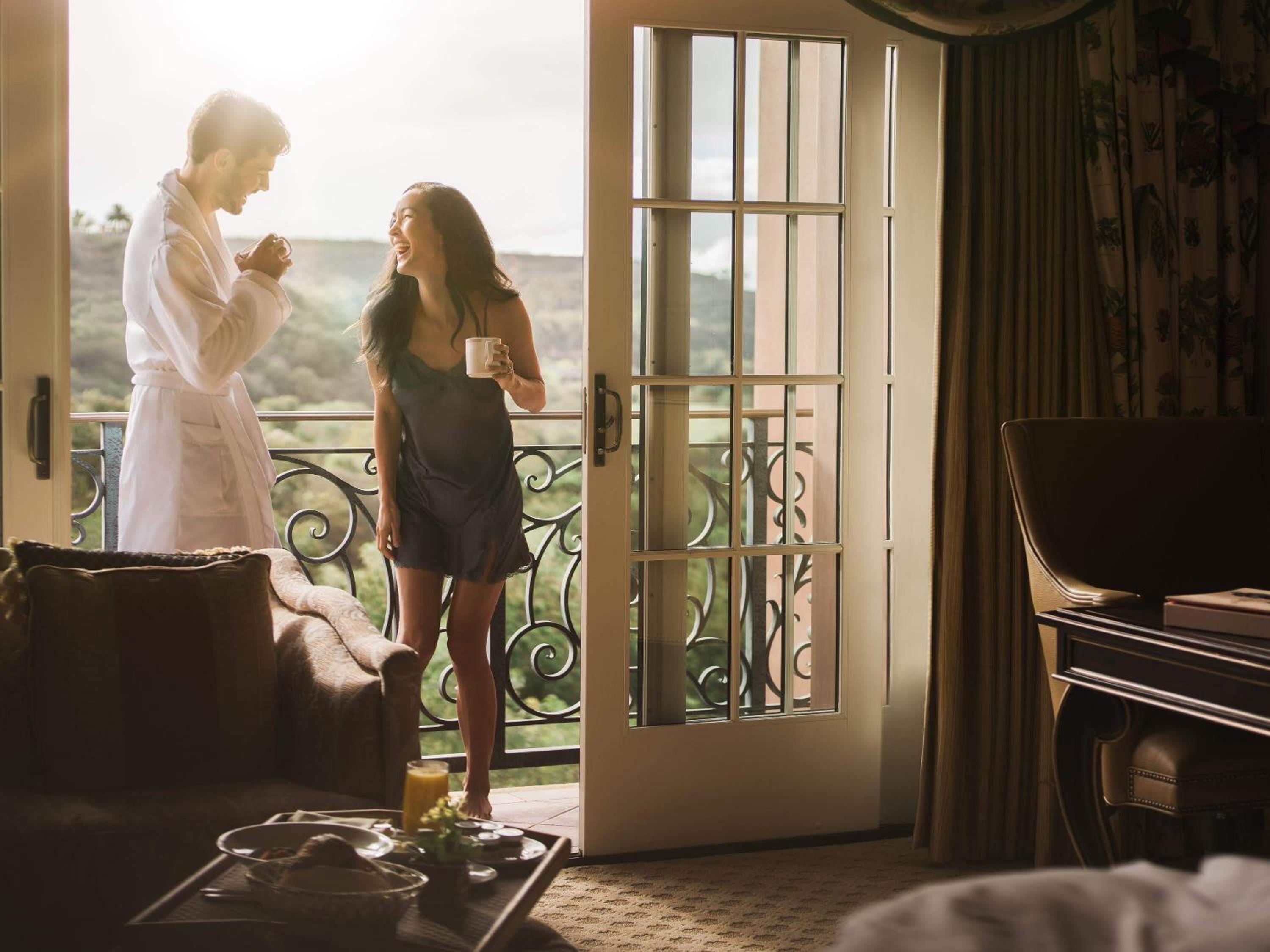 Fairmont King Room with Resort Views - Photo 9