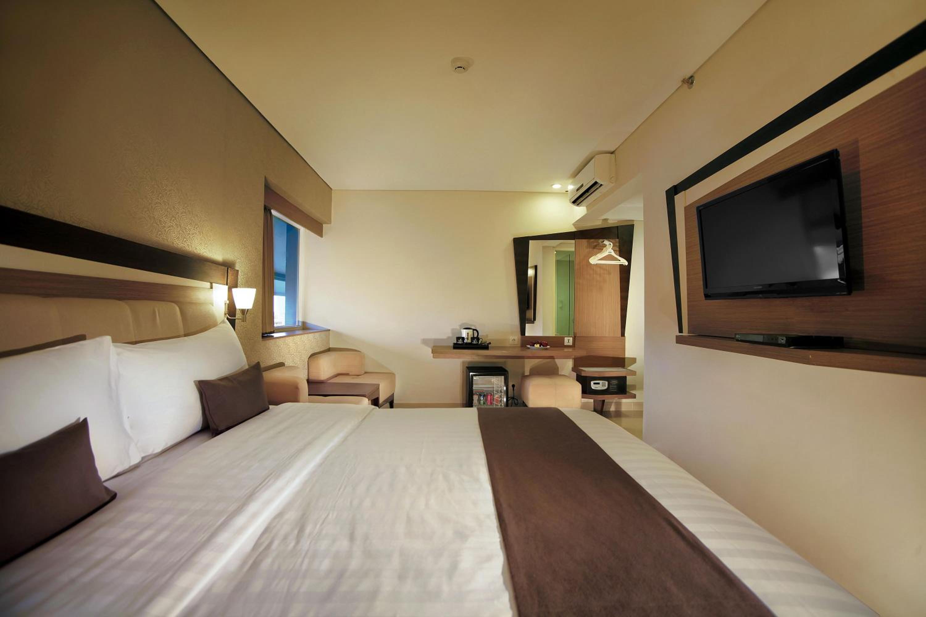 Deluxe Double or Twin Room photo 3