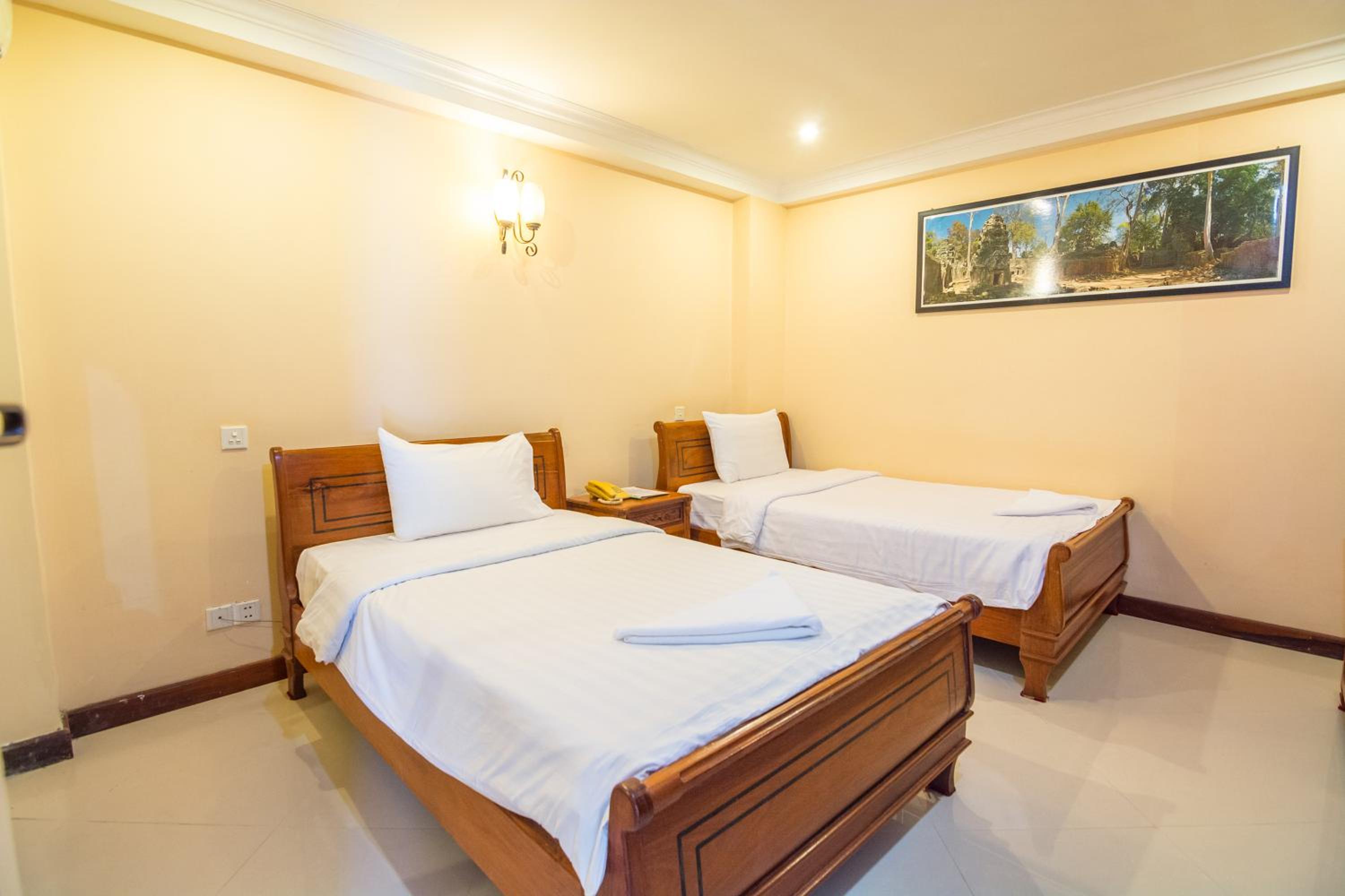 Deluxe Twin Room - Photo 3