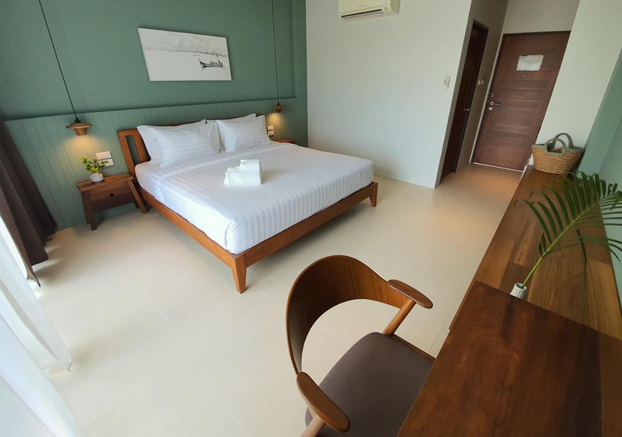 Studio Double Bed Room photo 1