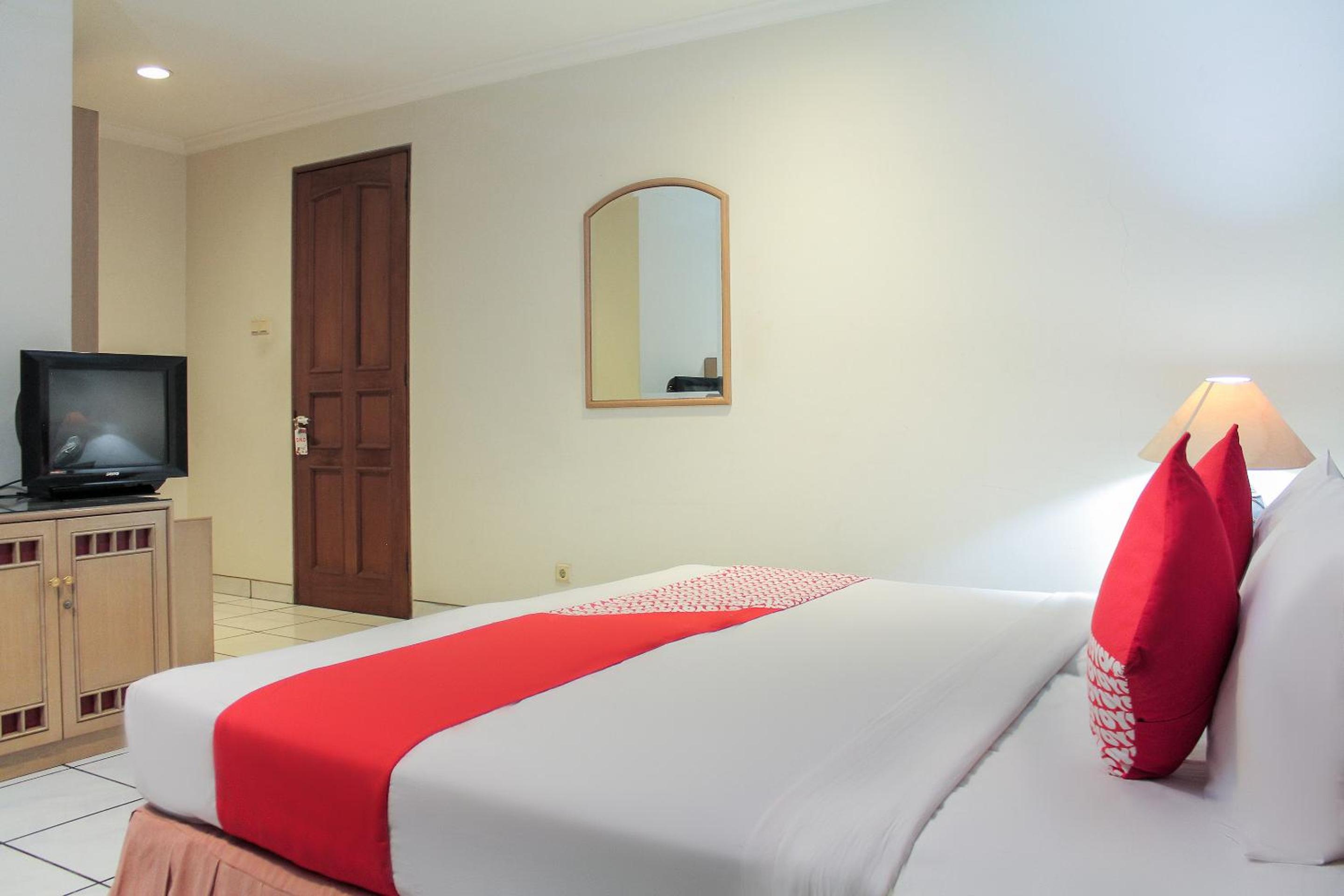 Standard Double Room - Photo 14