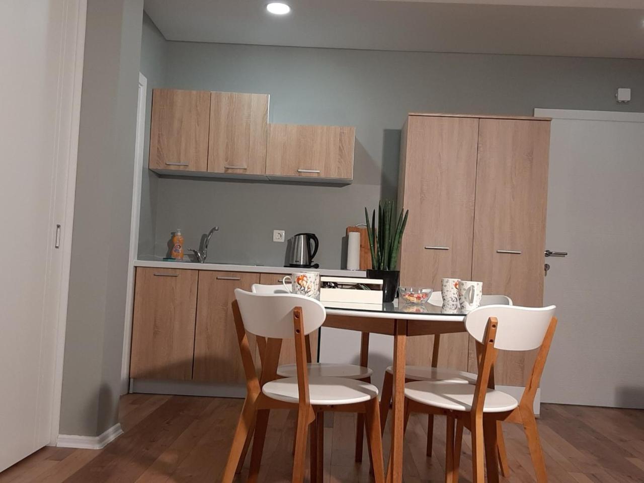 Apartment - Ground Floor photo 3