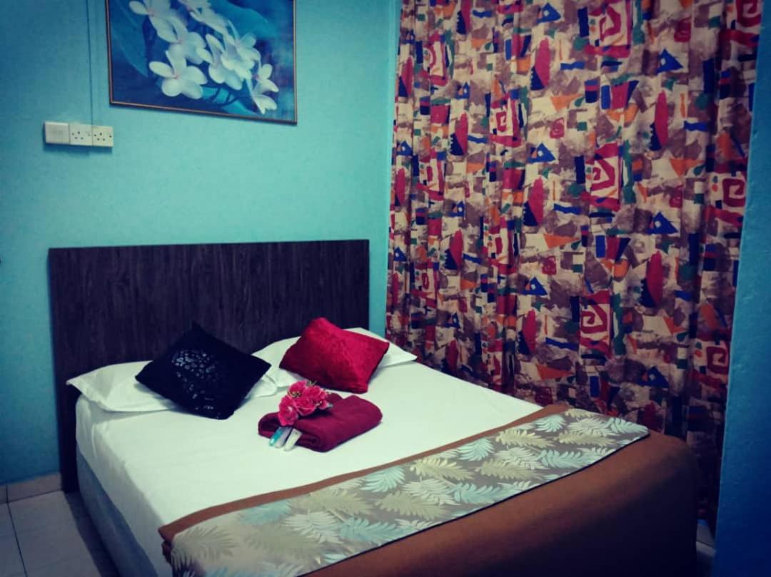 Queen Room photo 3
