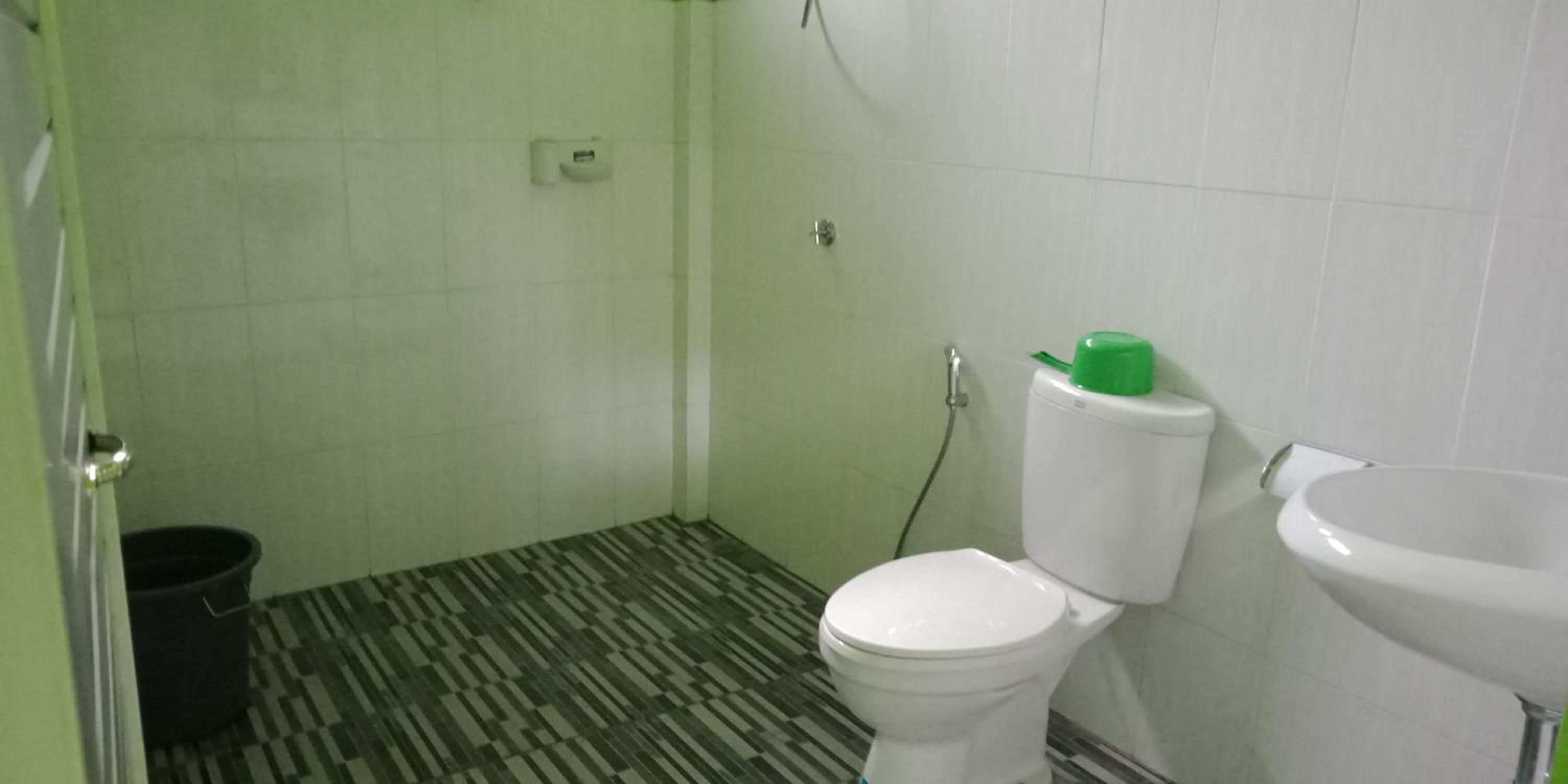 Double Room with Patio - Photo 16