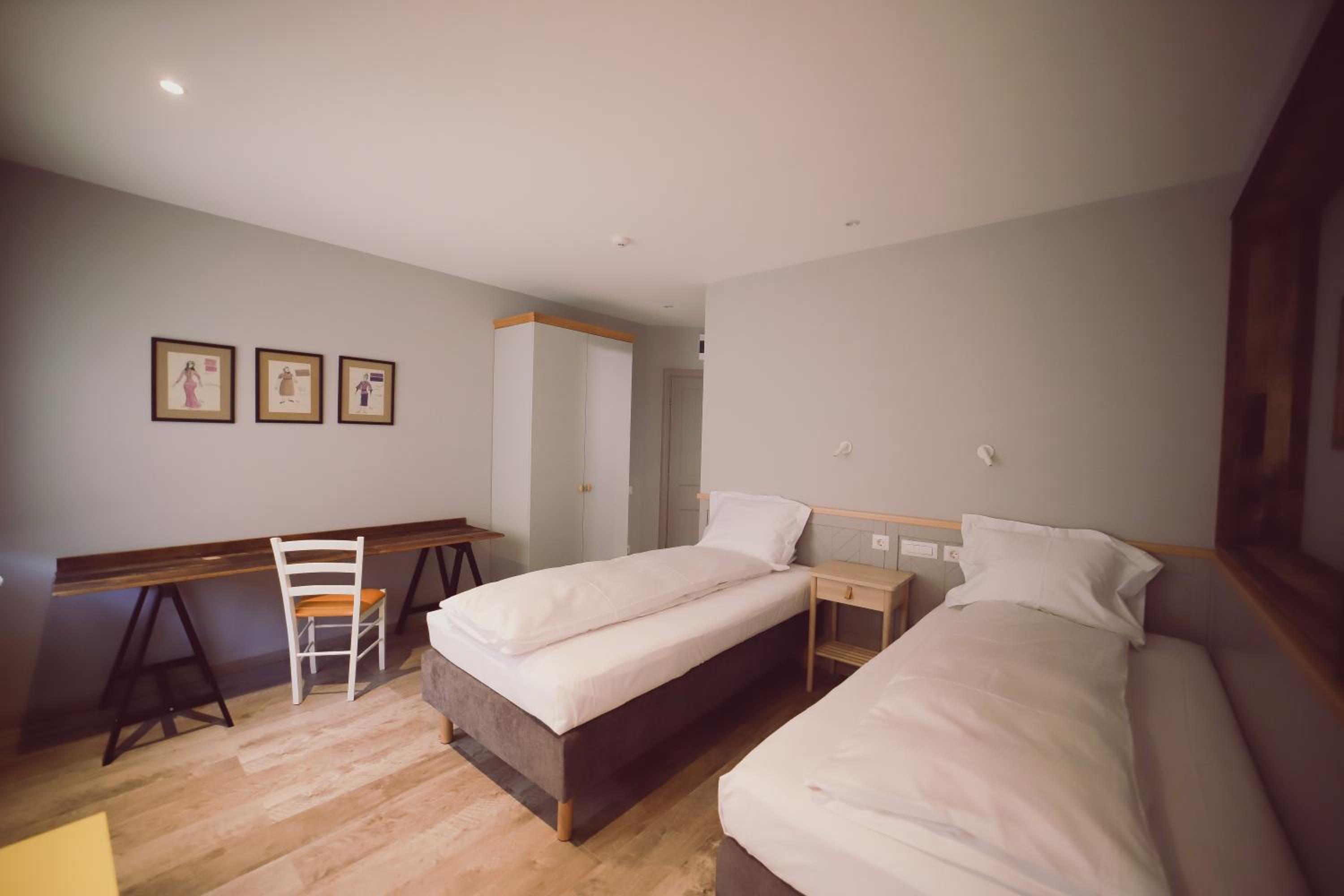 Double Room - Photo 1