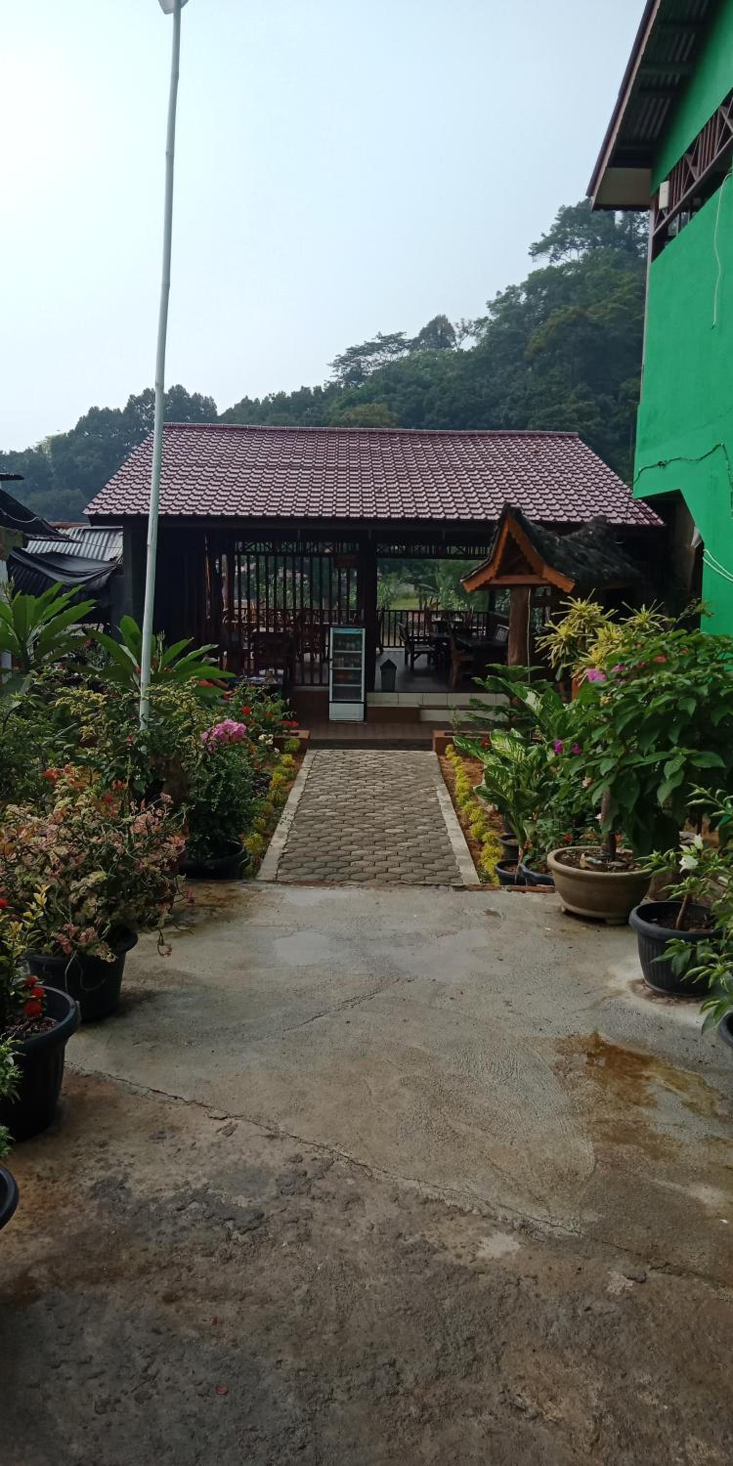 Double Room with Patio - Photo 6