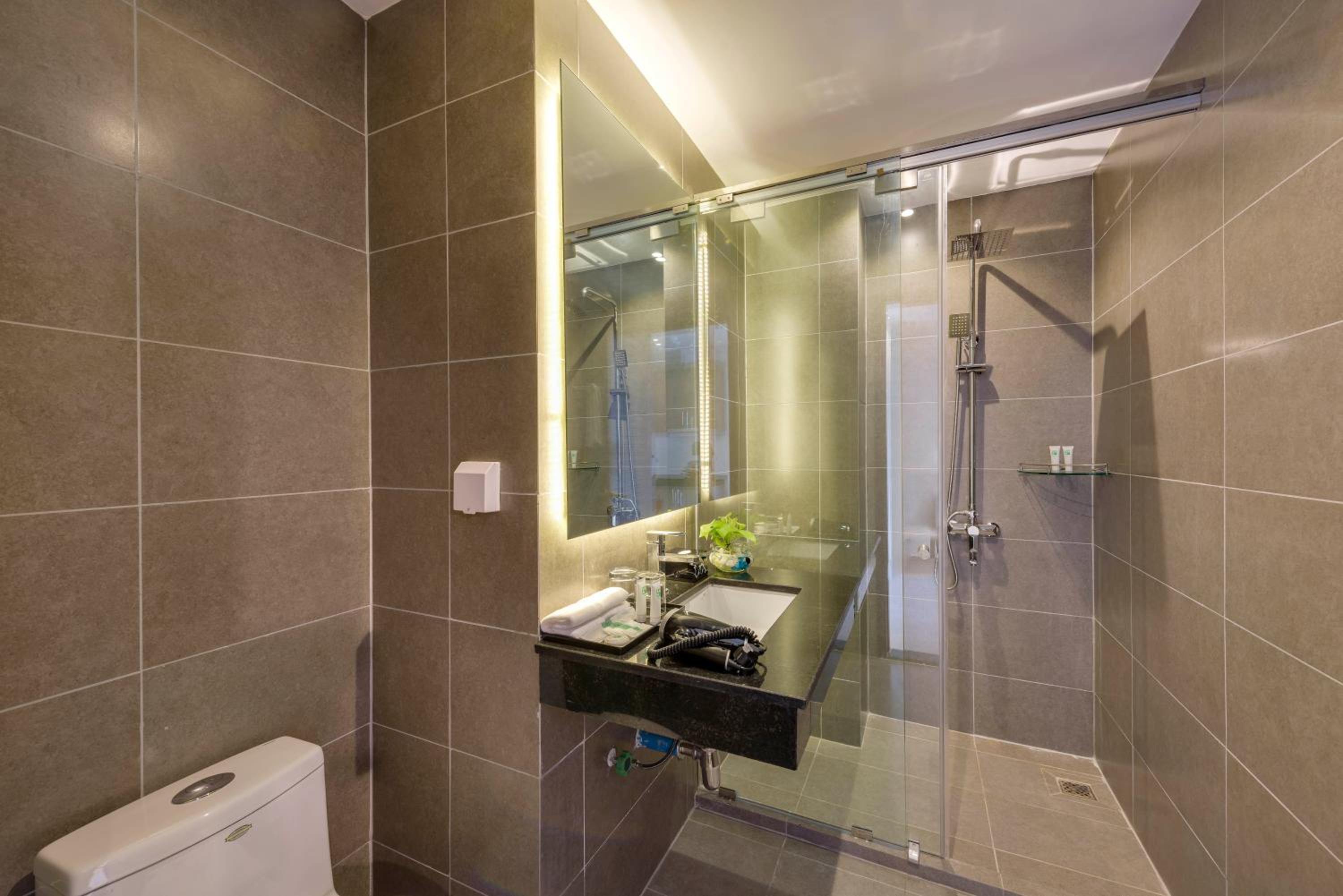 Two-Bedroom Suite - Photo 16