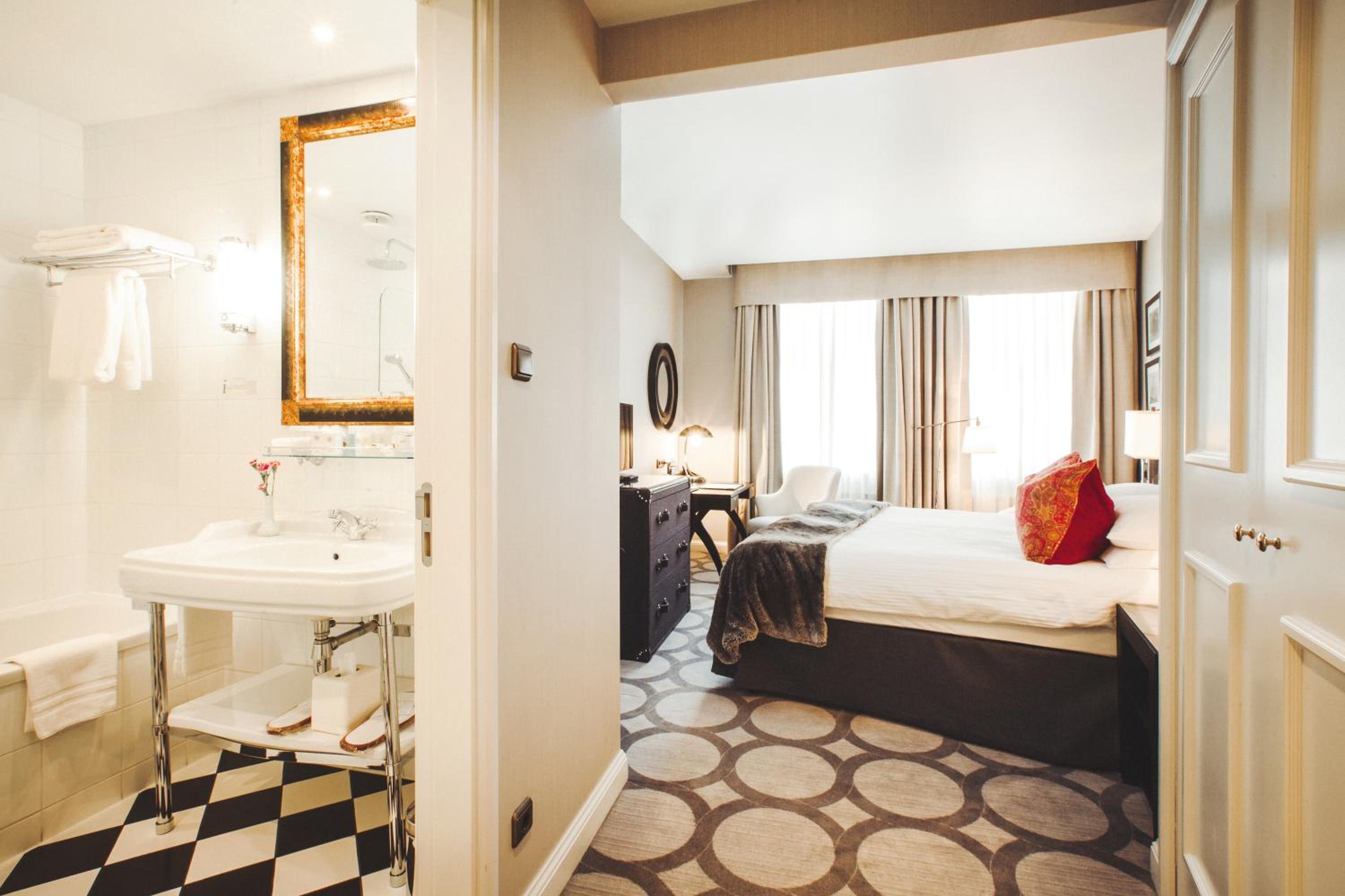 Superior Room - Photo 2