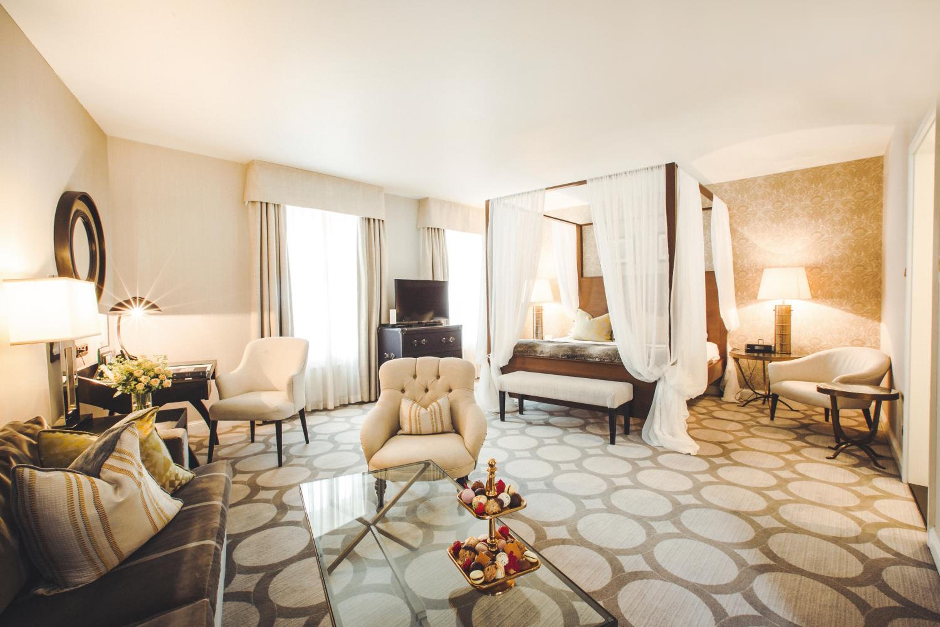 Junior Suite - Photo 1