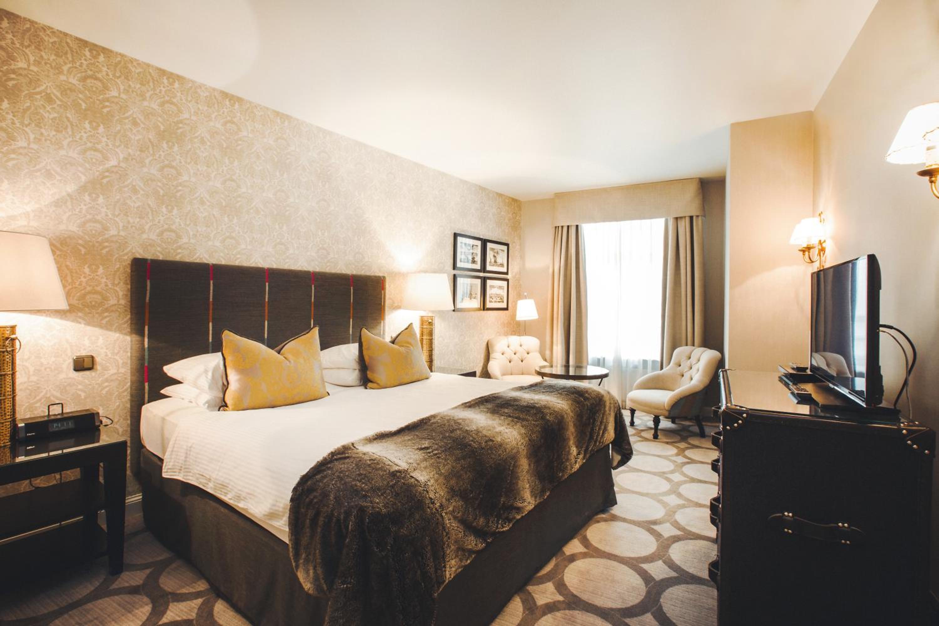 Deluxe Suite King - Photo 4