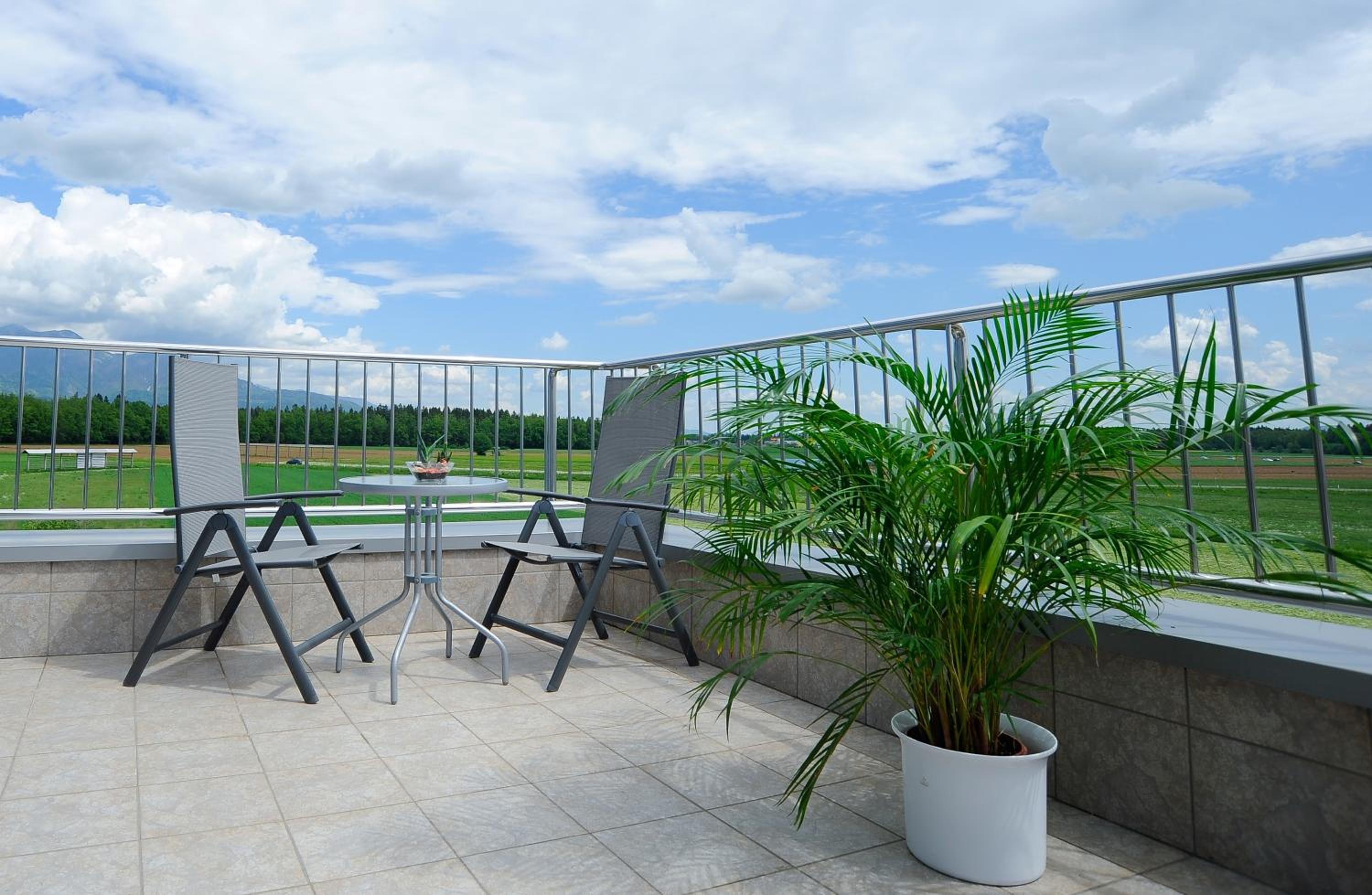 Double Room with Terrace - Photo 10