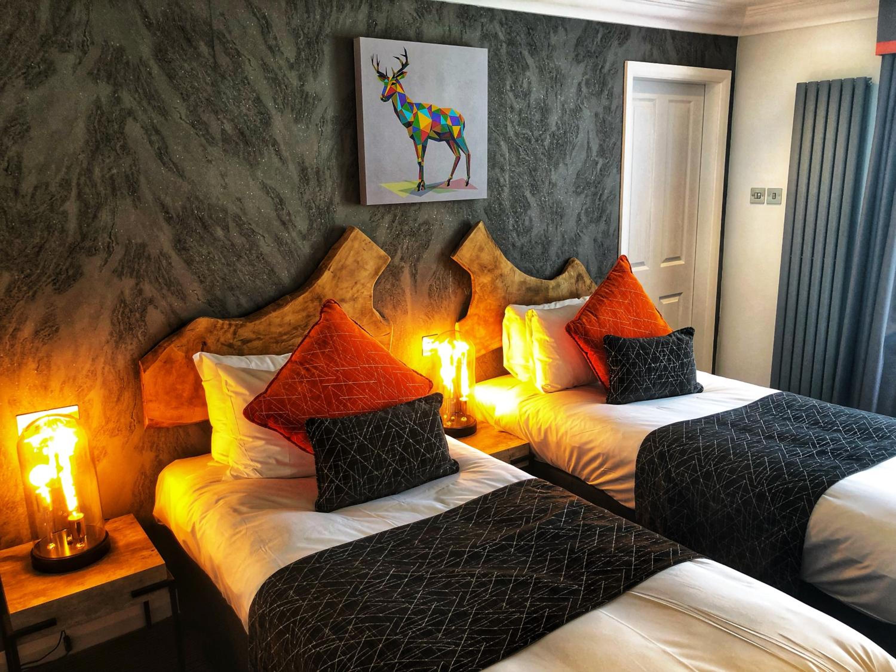 Standard Twin Room - Photo 1