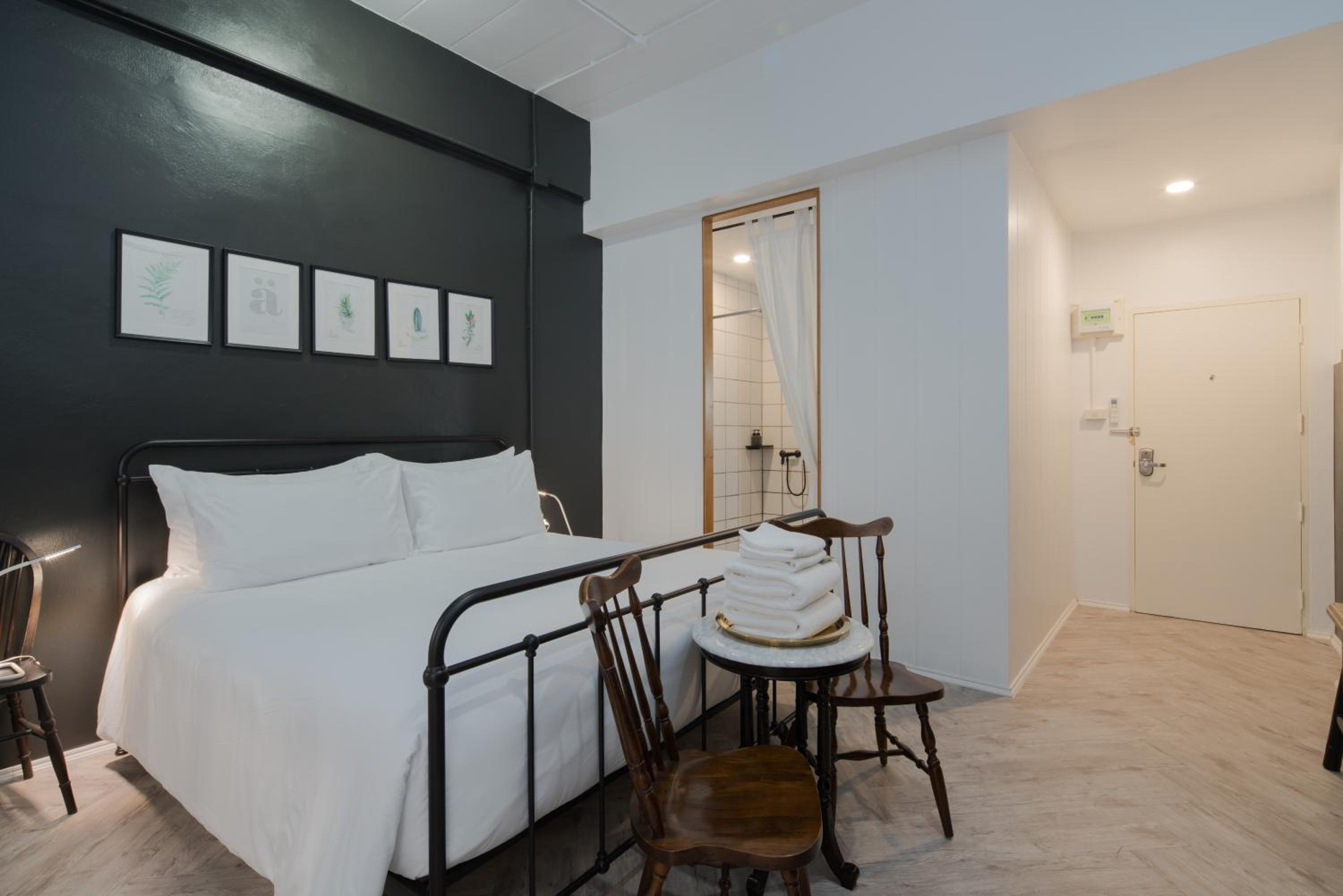 Deluxe Double Room - Photo 4