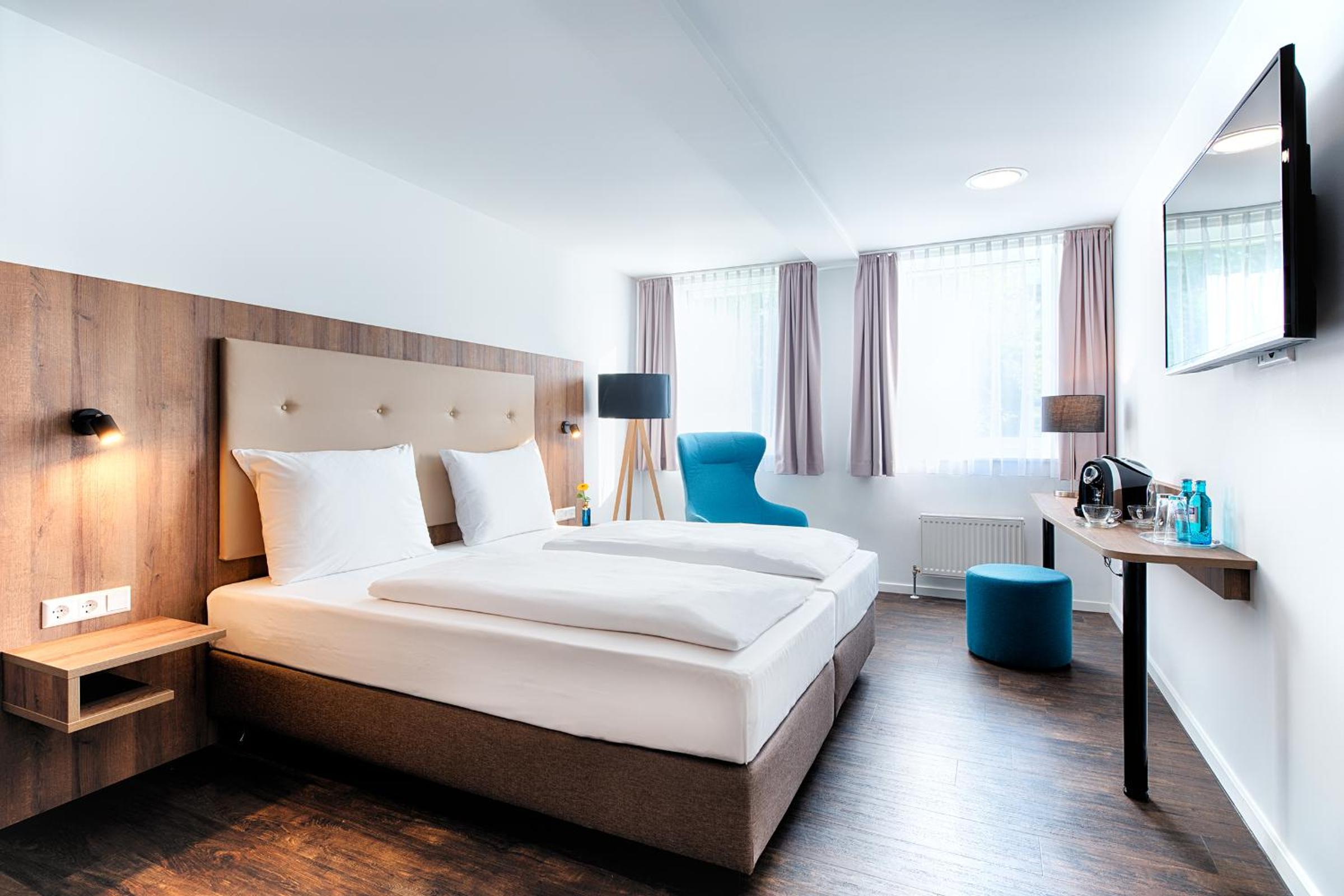 Superior Twin Room - Photo 3