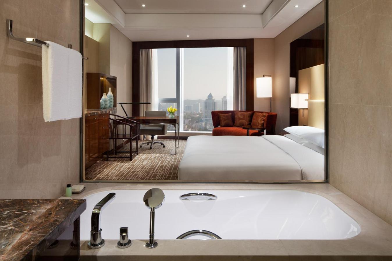 King Room - Club Access
