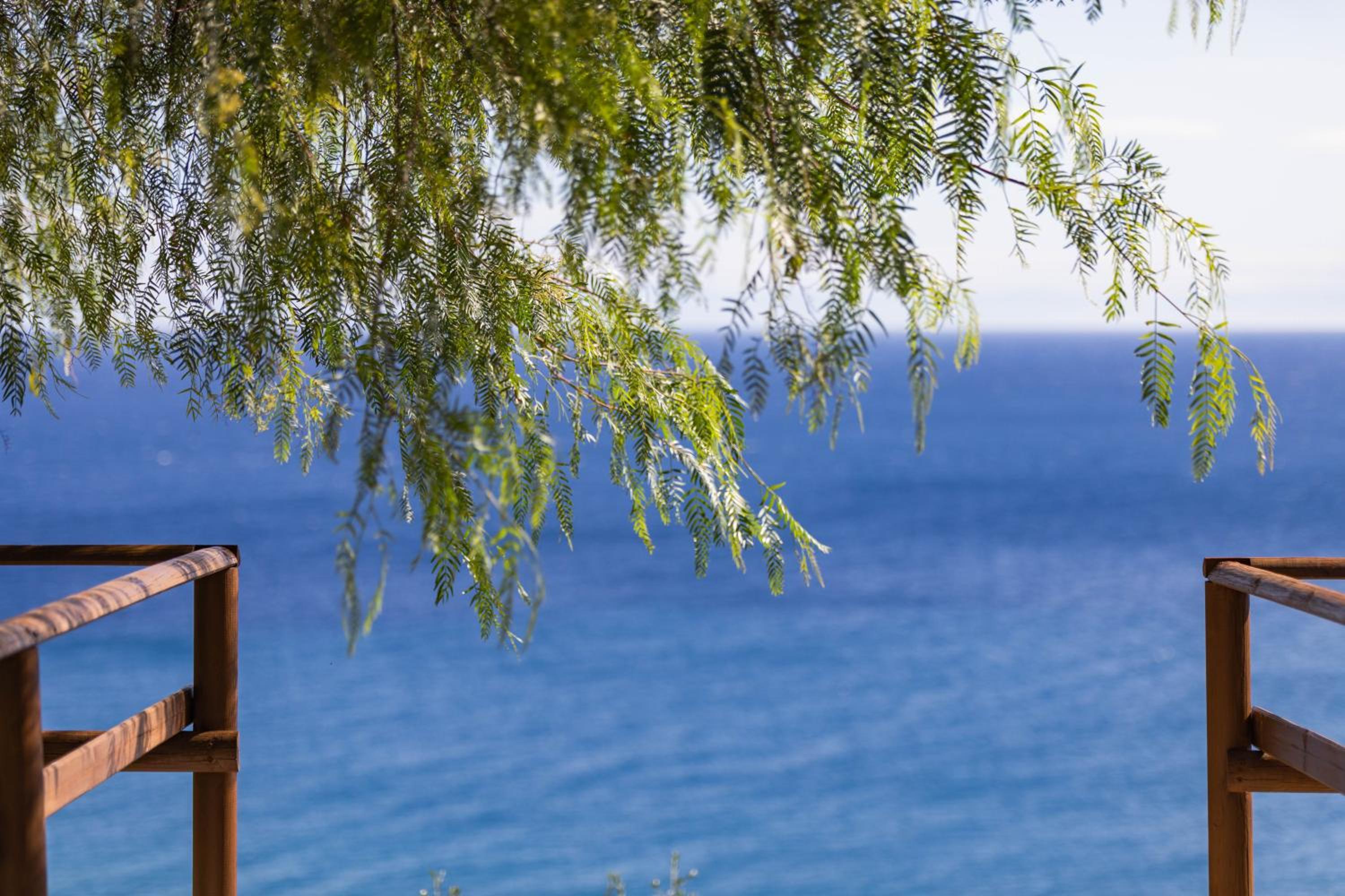 Apartment with Sea View - Photo 33