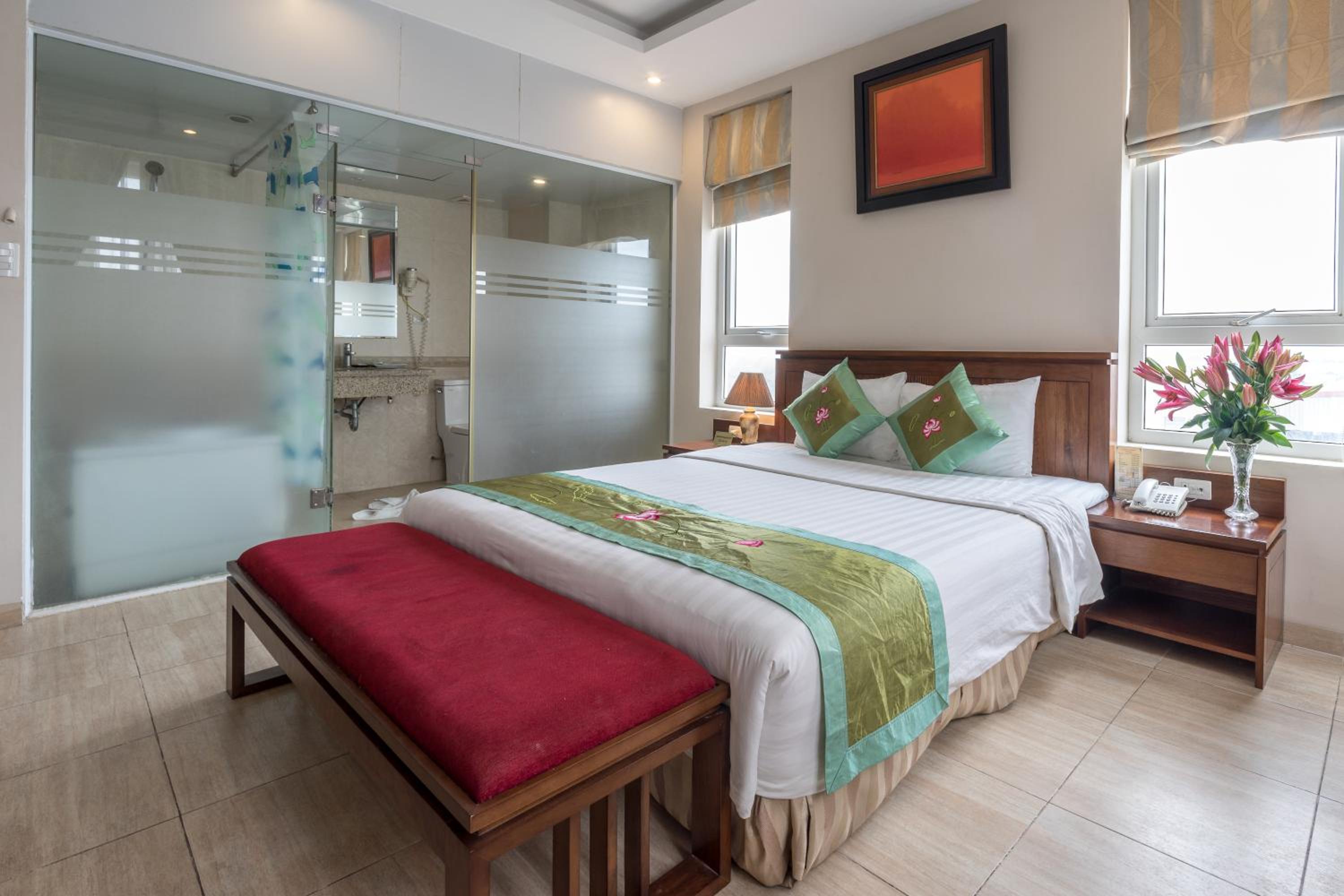 Deluxe King Room