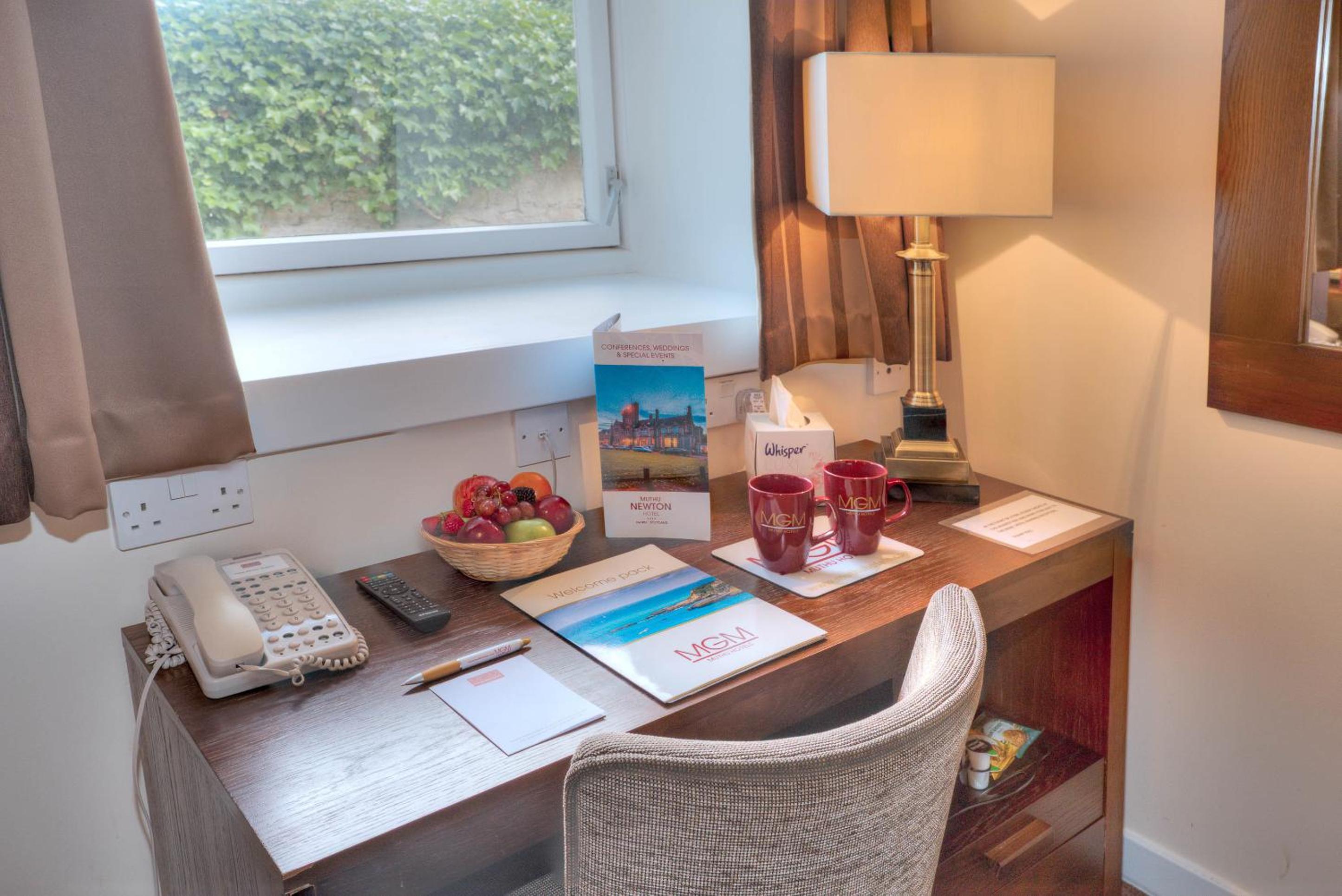 Twin Room - Photo 8