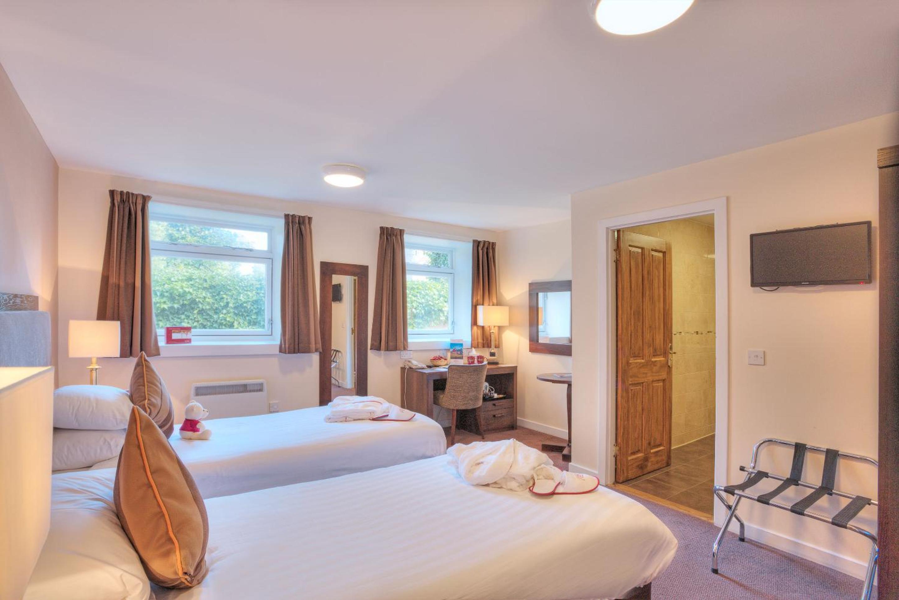 Twin Room - Photo 7