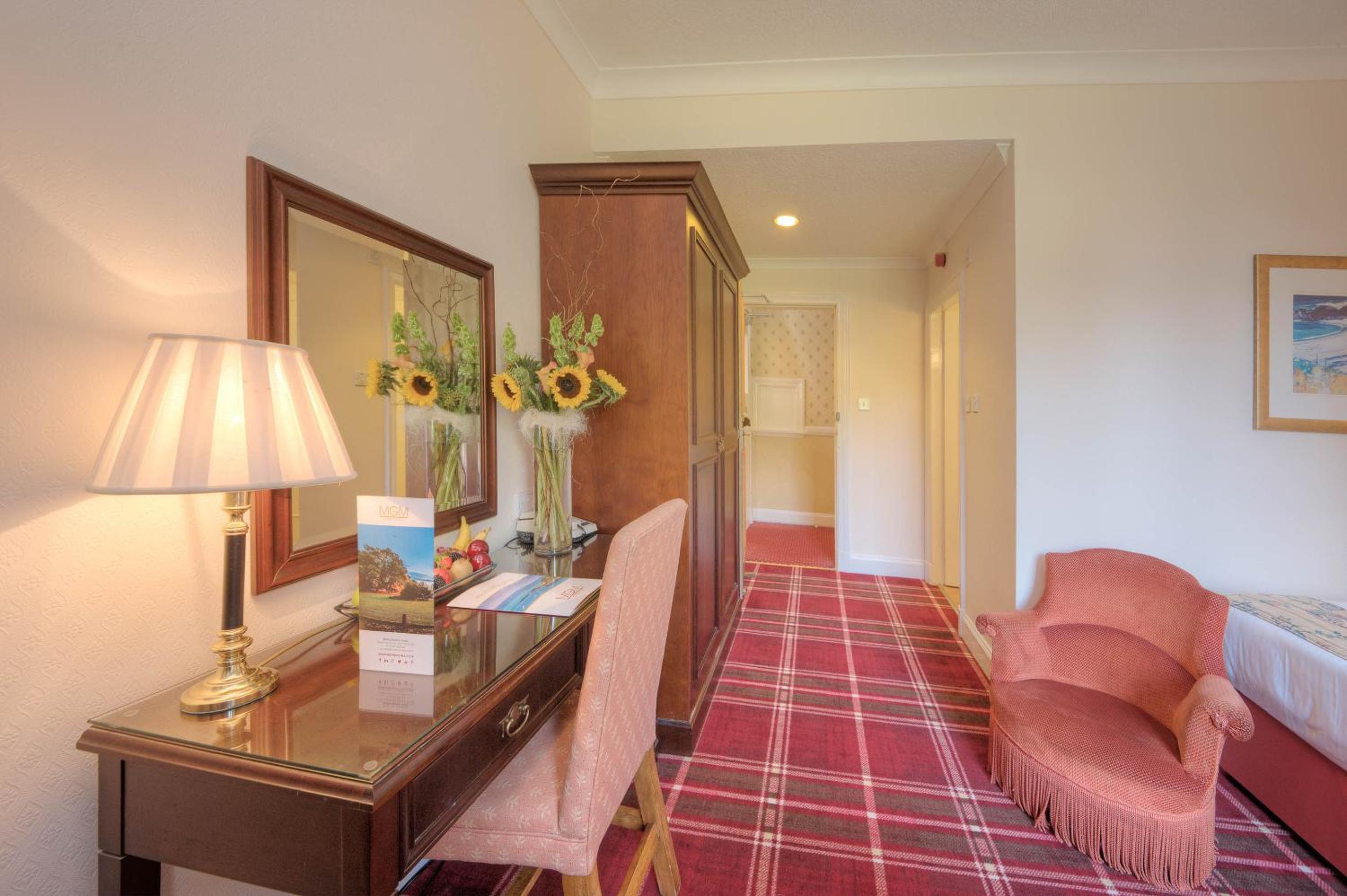 Twin Room - Photo 5