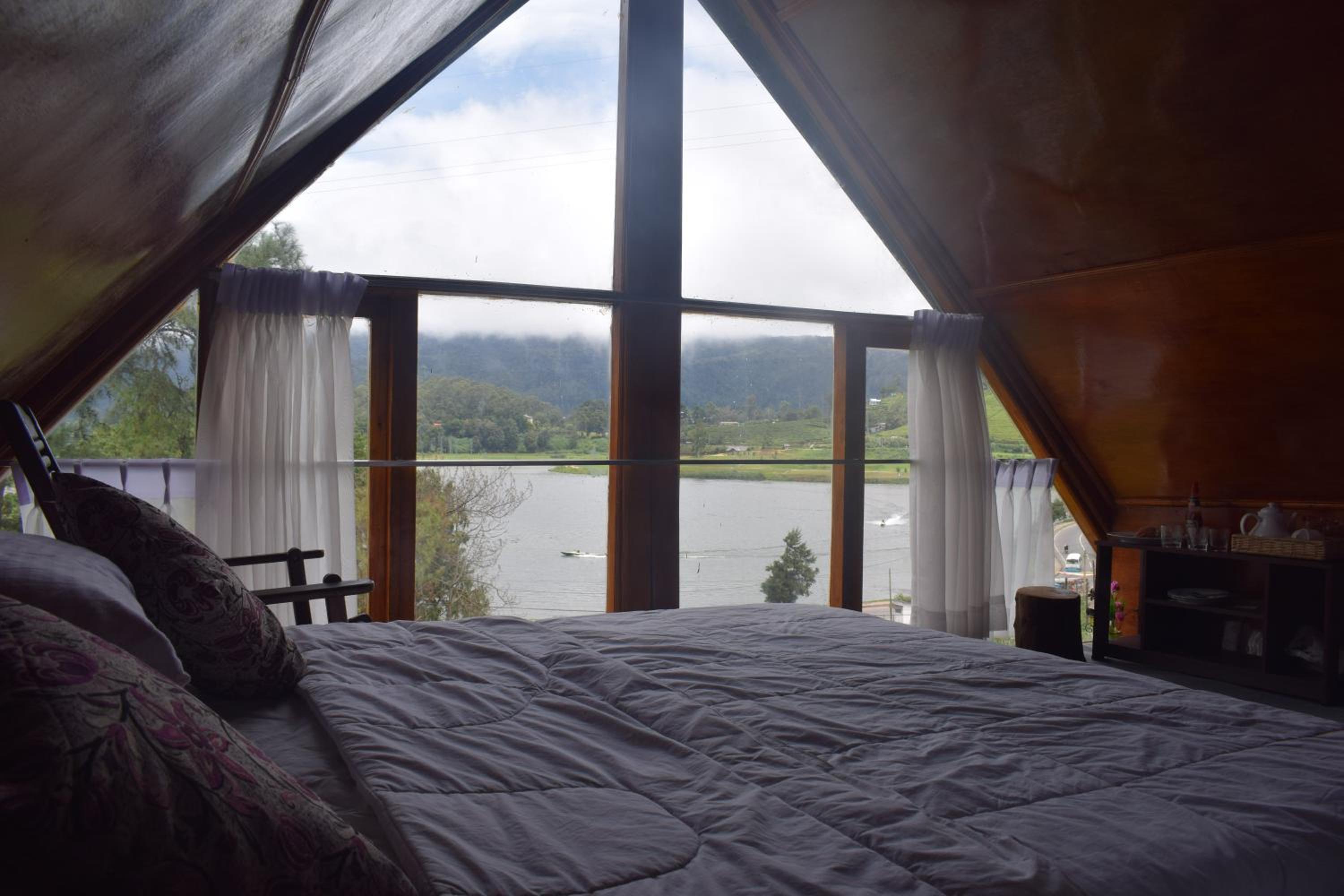 Double Room with Lake View