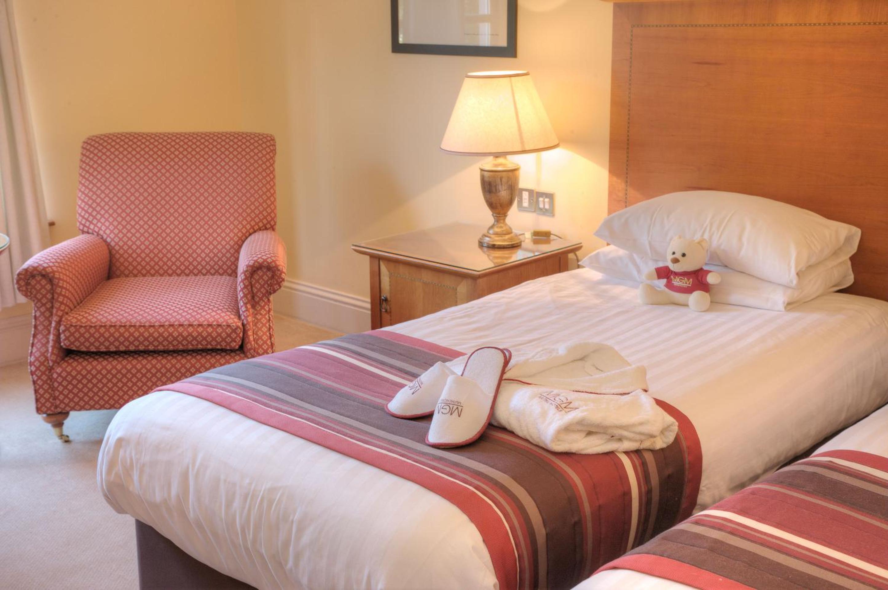 Executive Twin Room - Photo 3