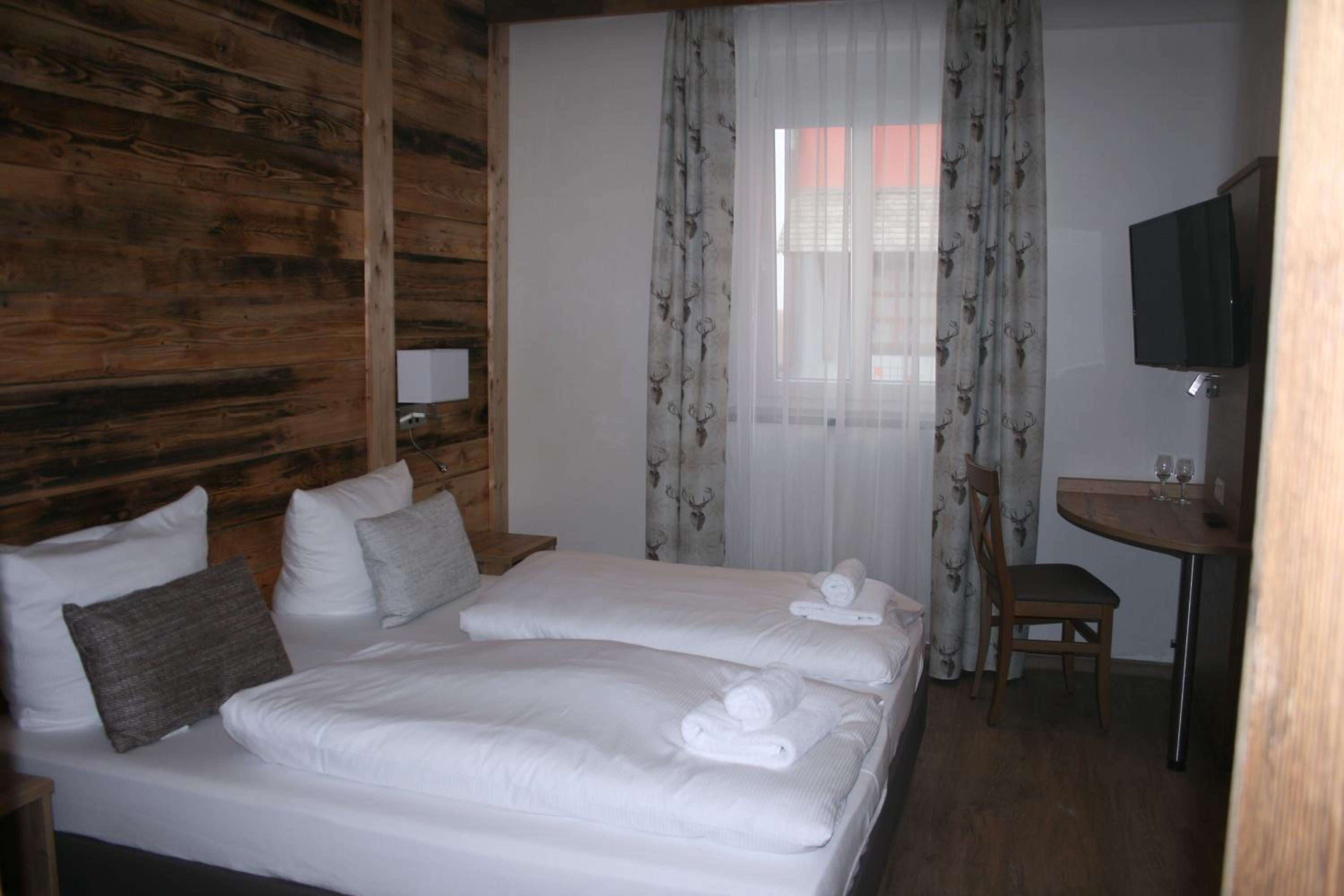 Standard Double Room photo 1