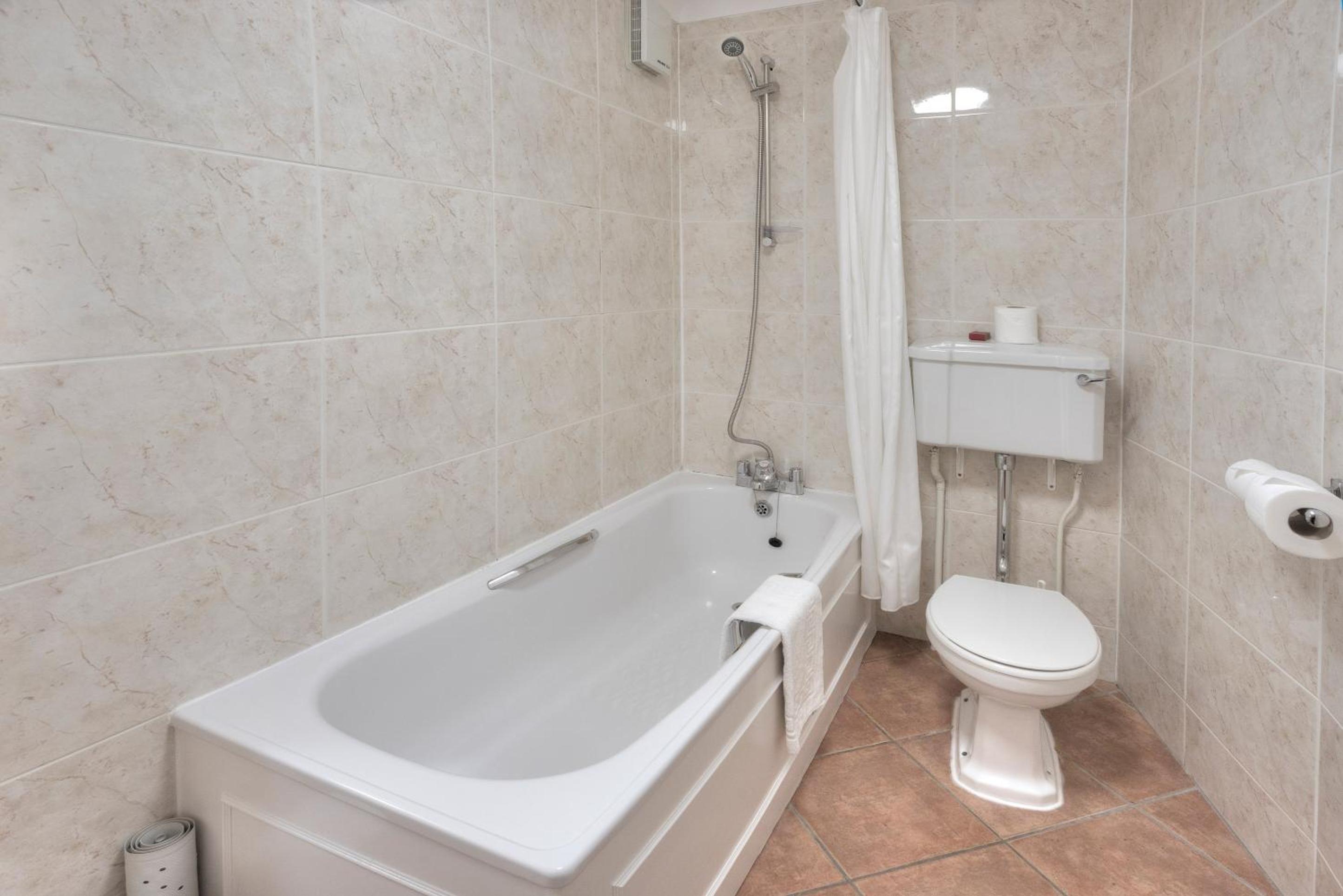 Suite - Photo 4