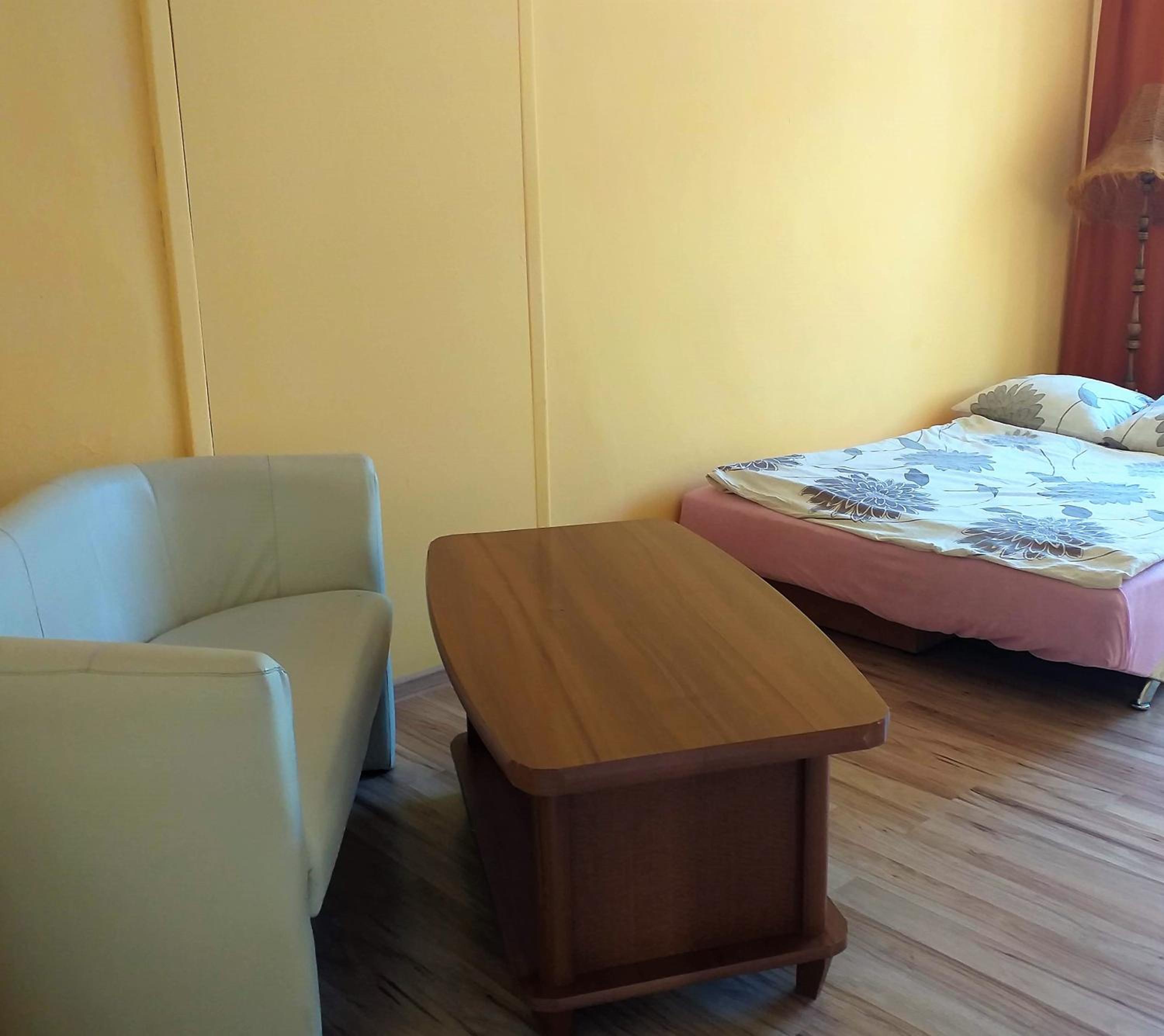 Single Room With Shared Bathroom photo 1