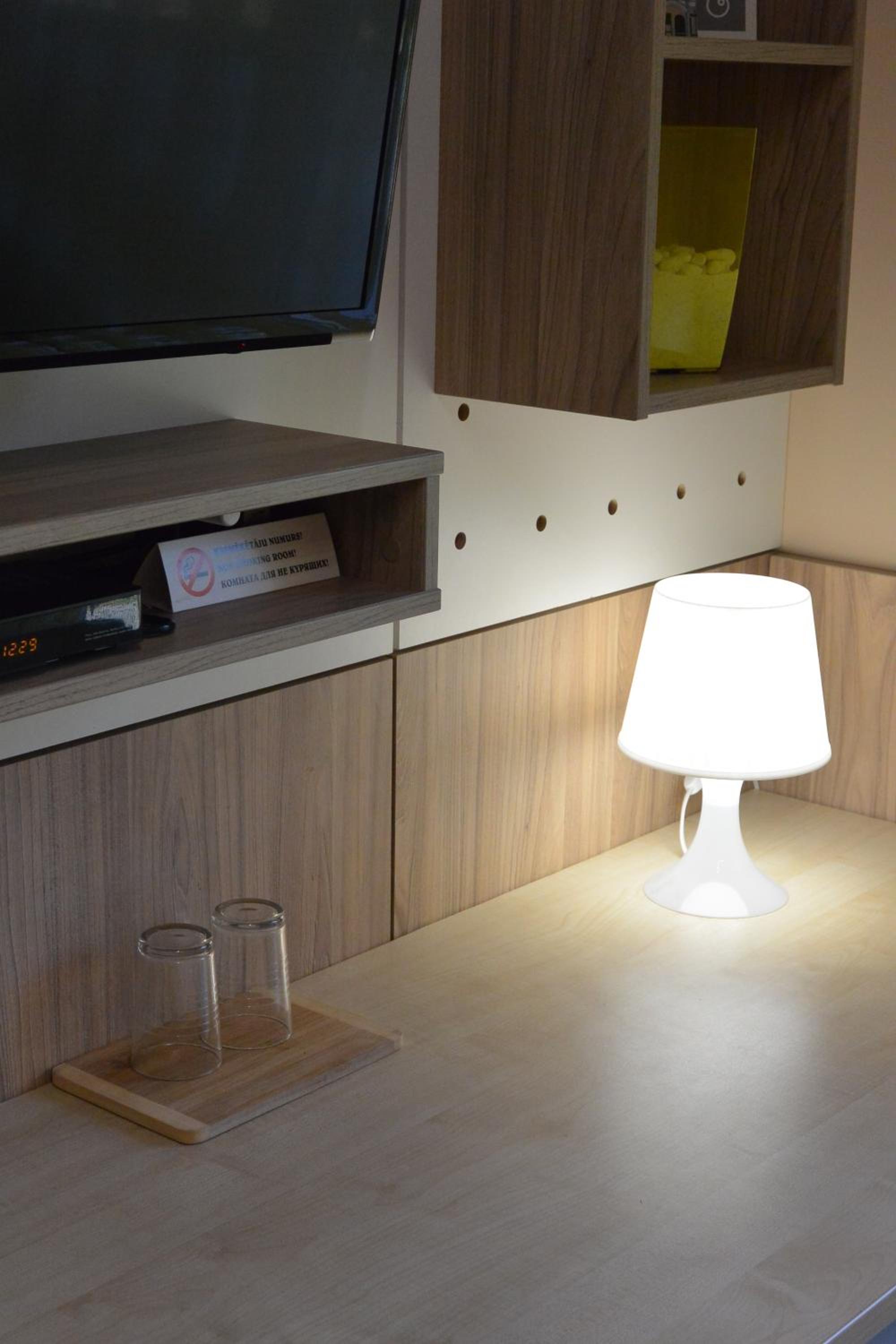 Standard Double or Twin Room - Photo 15