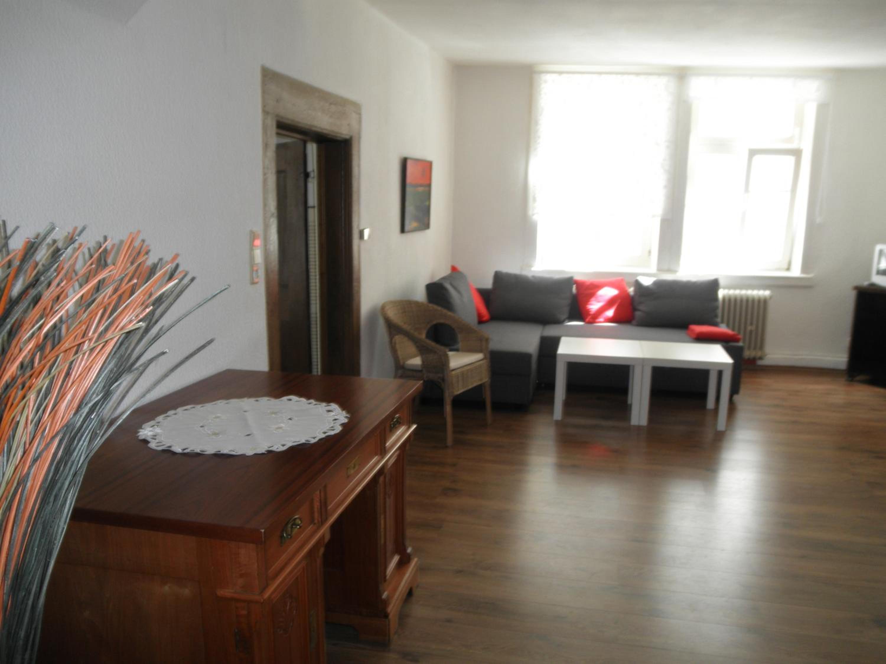 One-Bedroom Apartment photo 1