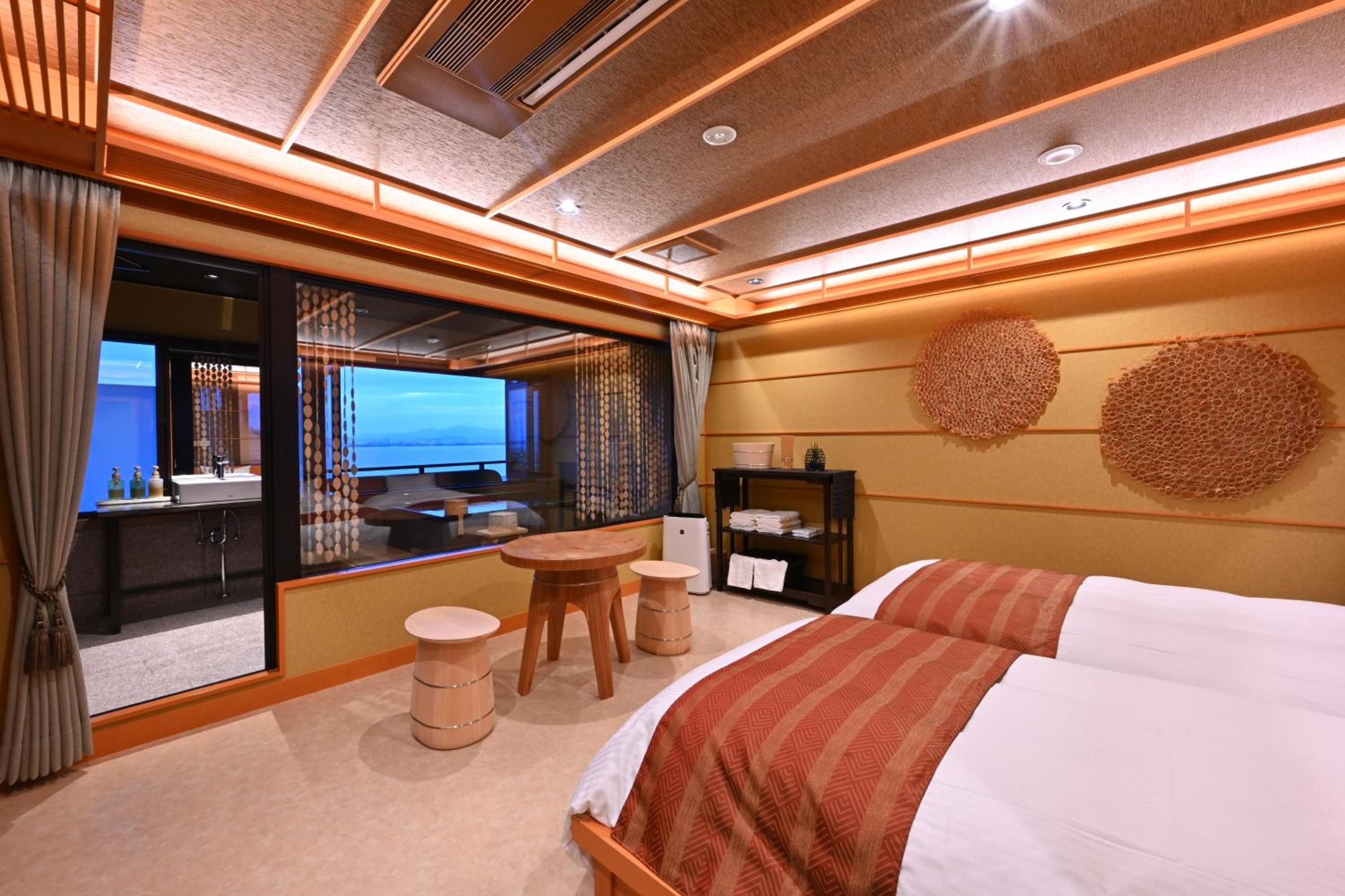 Twin Room with Open-Air Hot Spring Bath - Photo 6
