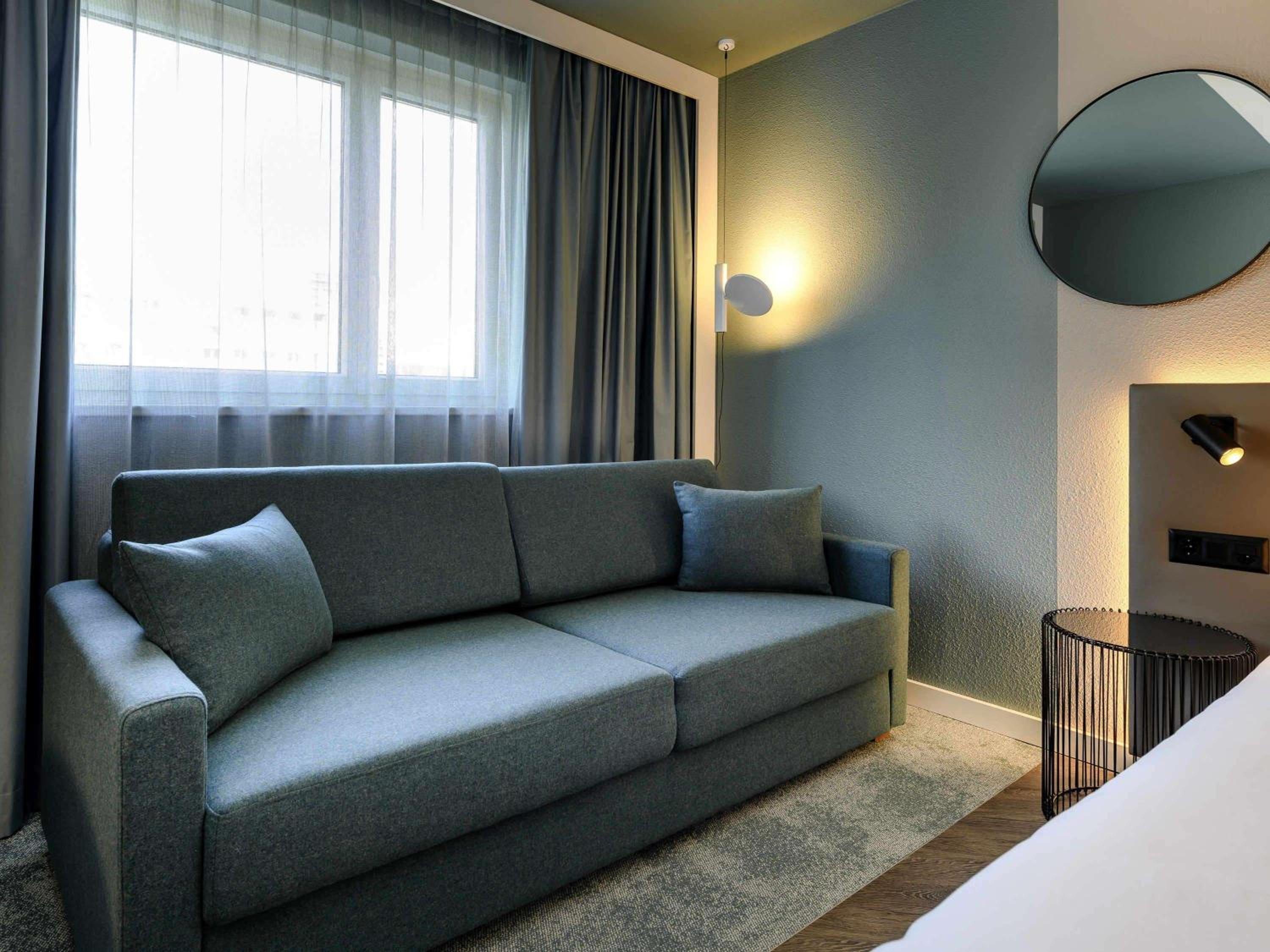 Superior Queen Room with Armchair or Sofa - Photo 5