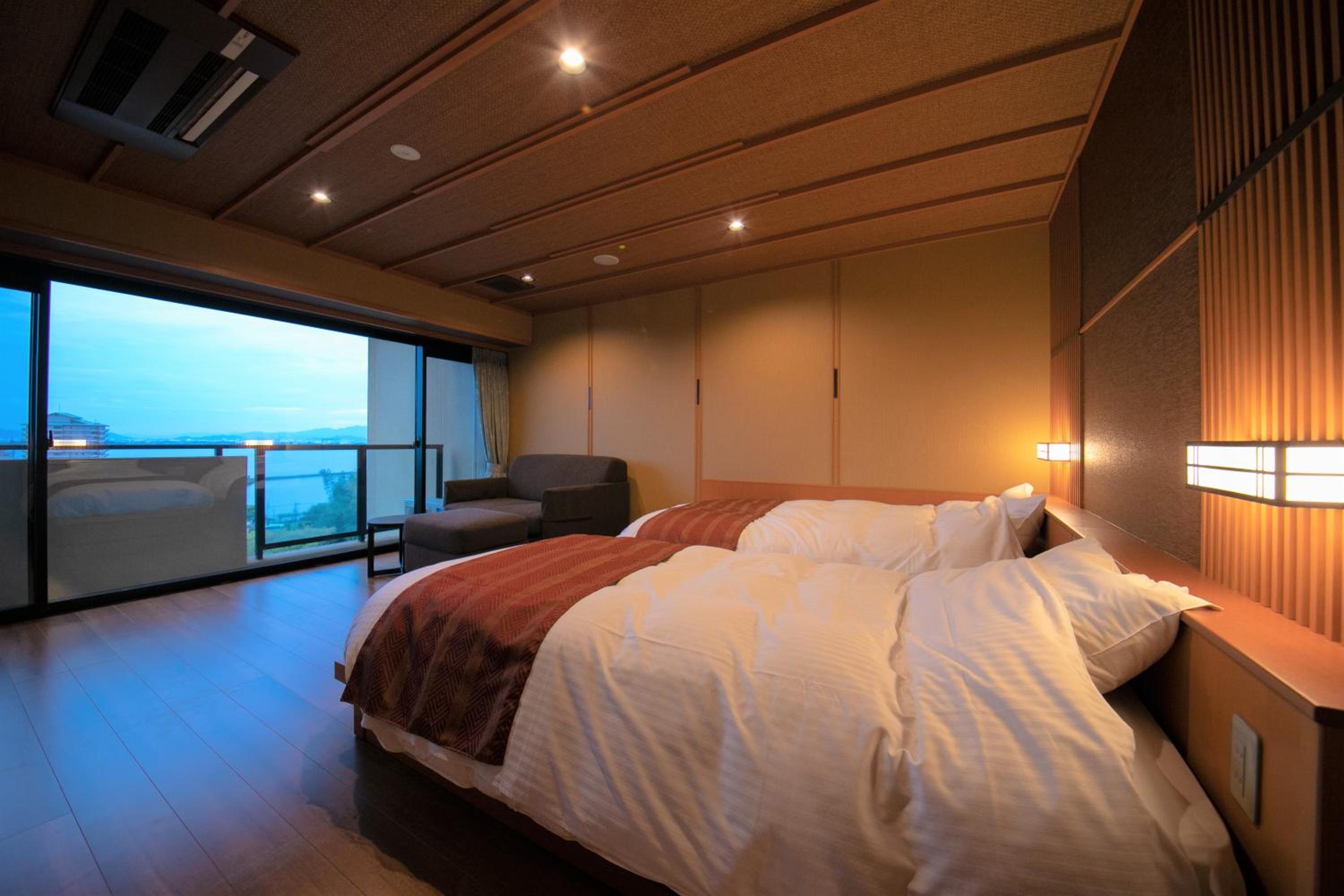 Twin Room - Photo 1