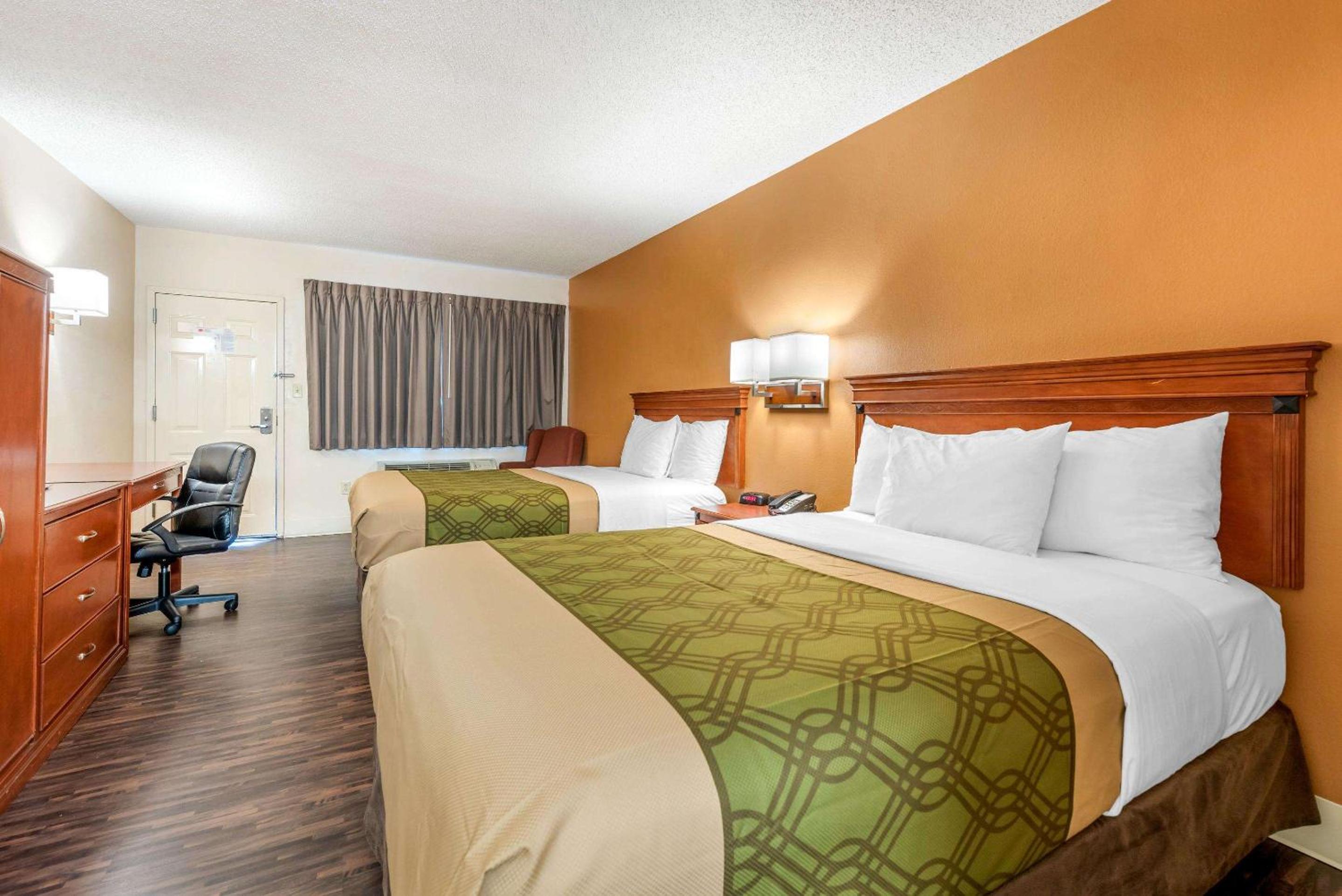 Double Room with Two Double Beds - Non-Smoking