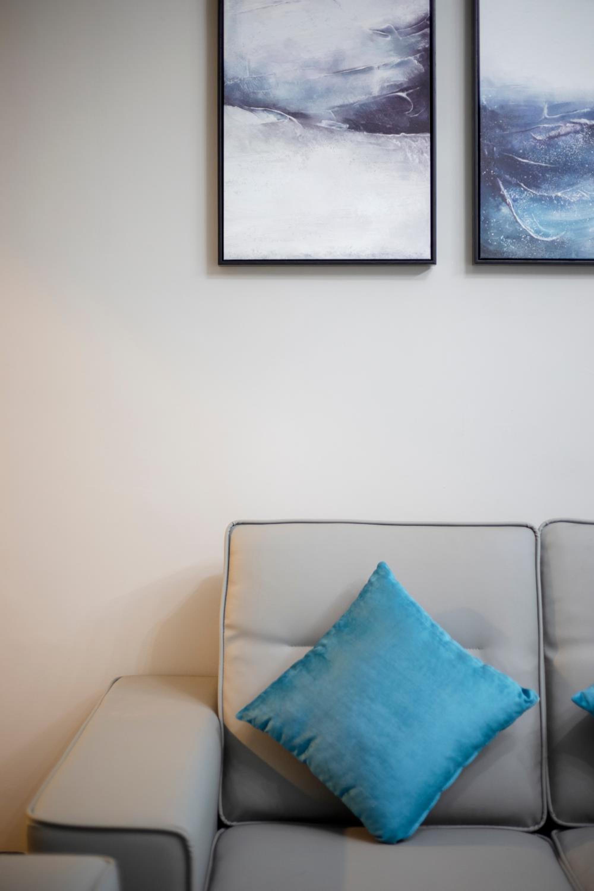 Industrial Family Suite - Photo 12