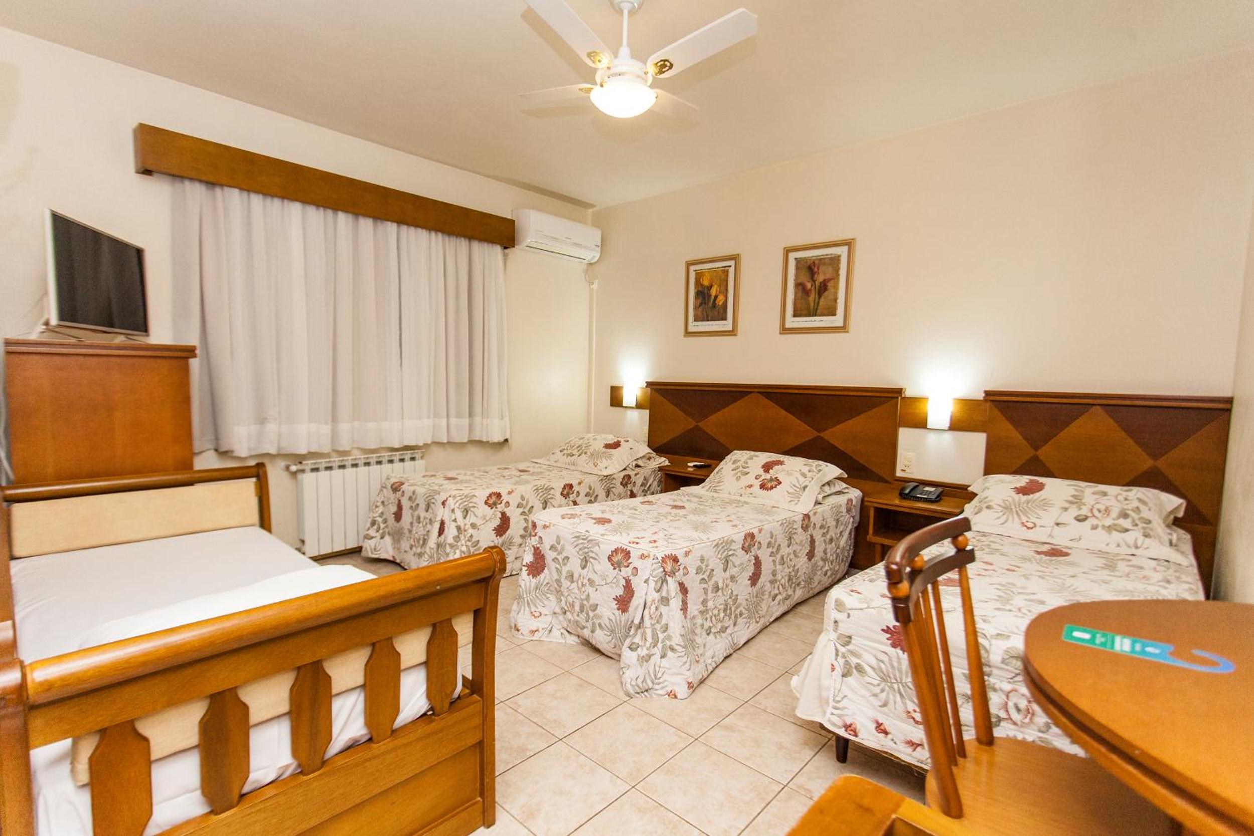 Luxury Triple Room photo 3