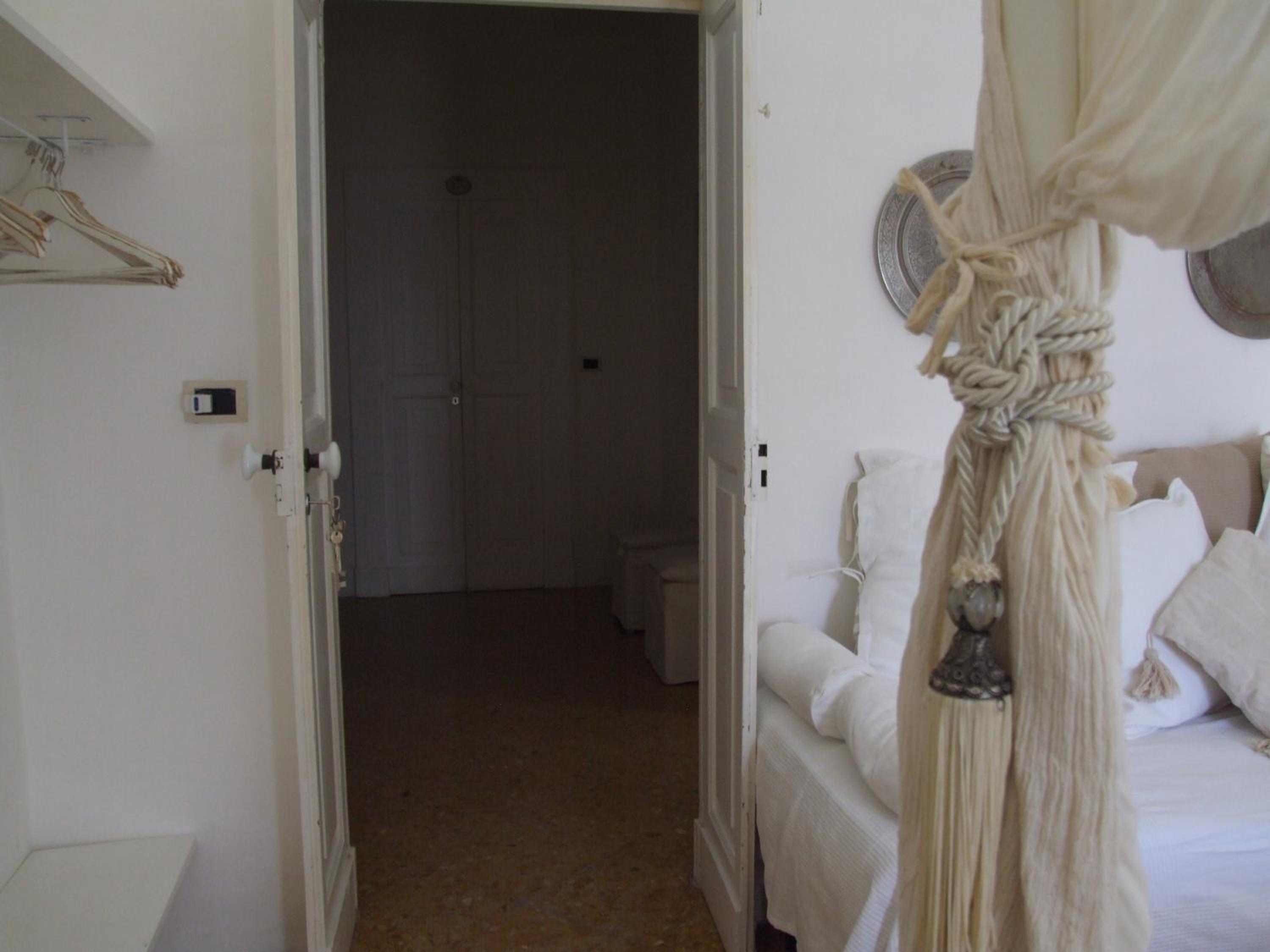 Double Room with Terrace photo 2
