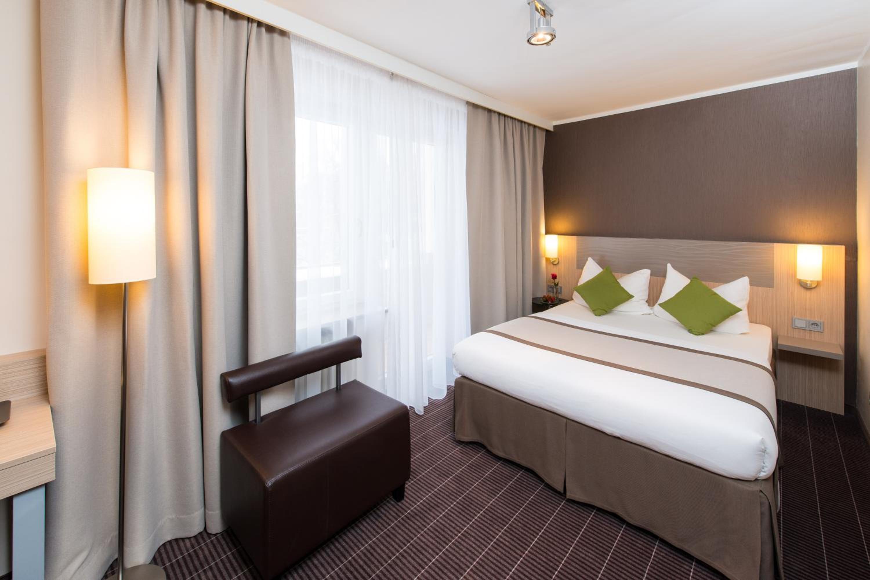 Double or Twin Room photo 2
