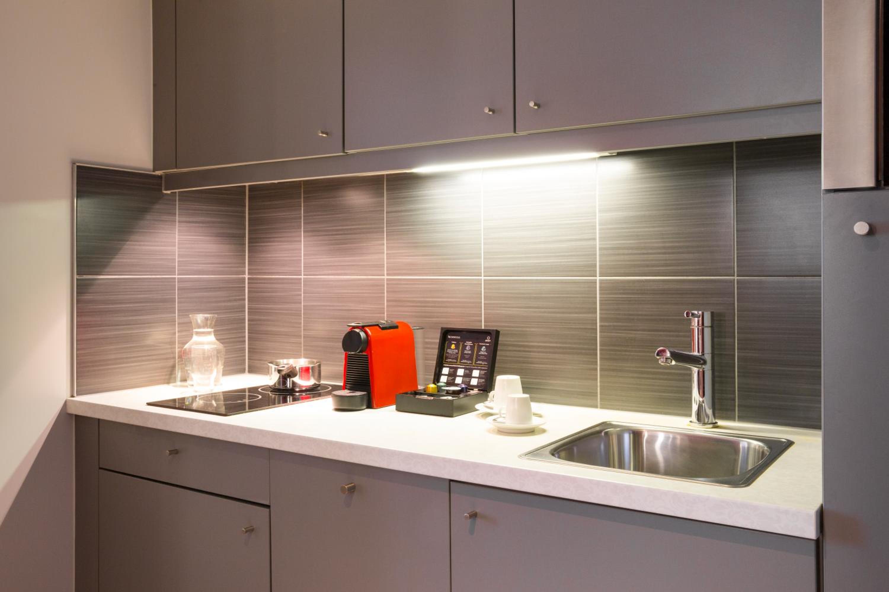 Studio (2 Adults) - Photo 5