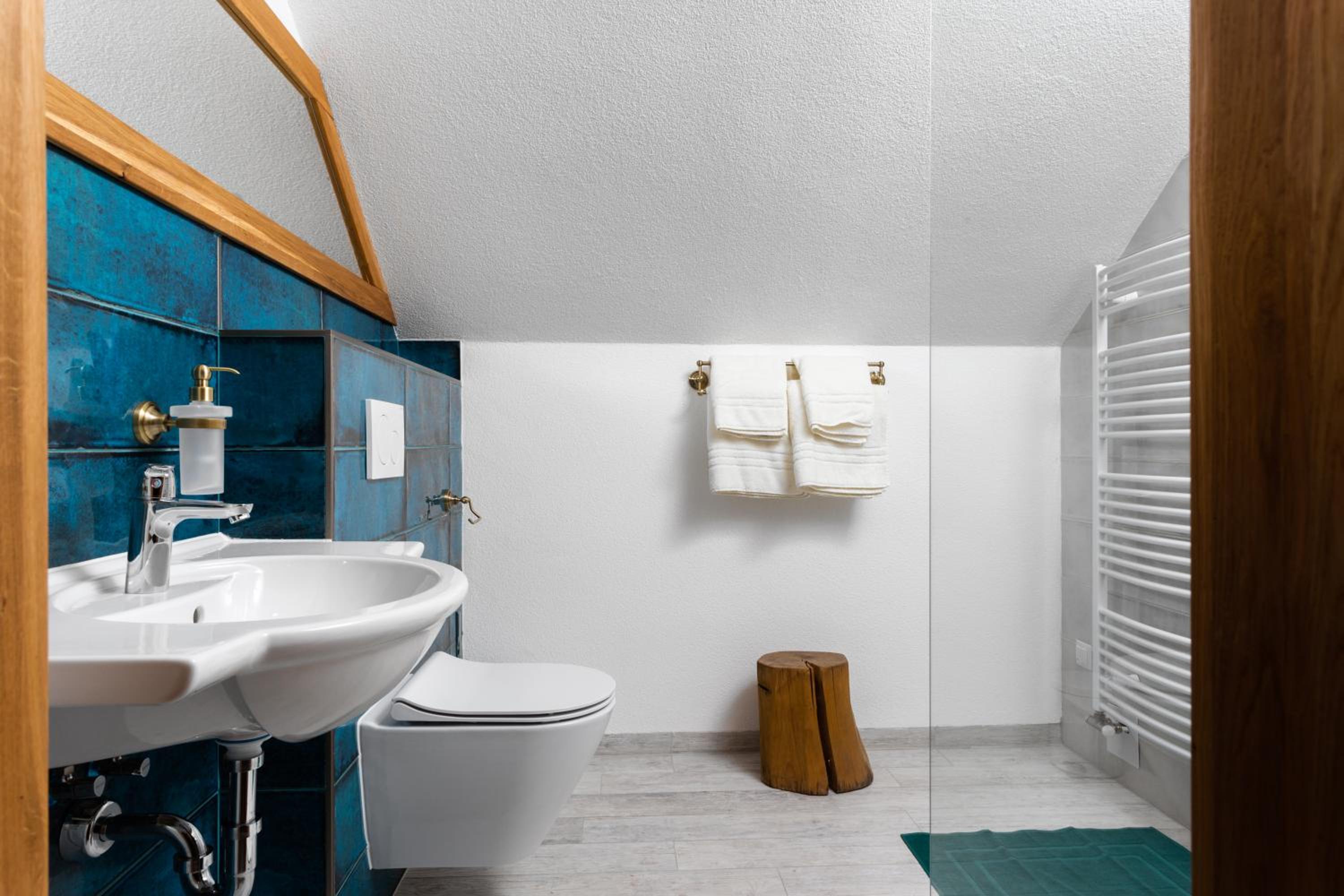 Triple Room with Bathroom - Photo 4
