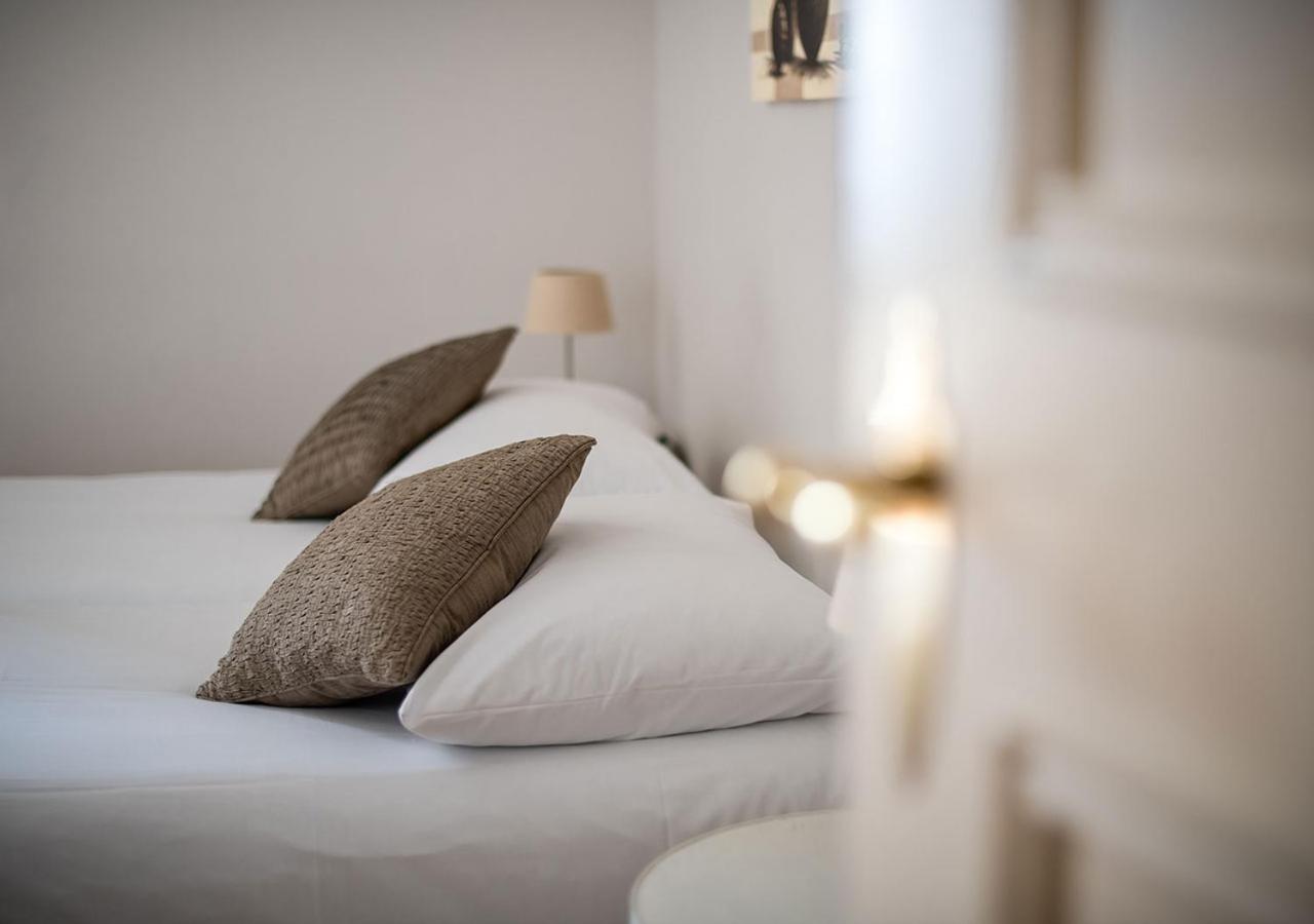 Double Room with Mountain View - Photo 3